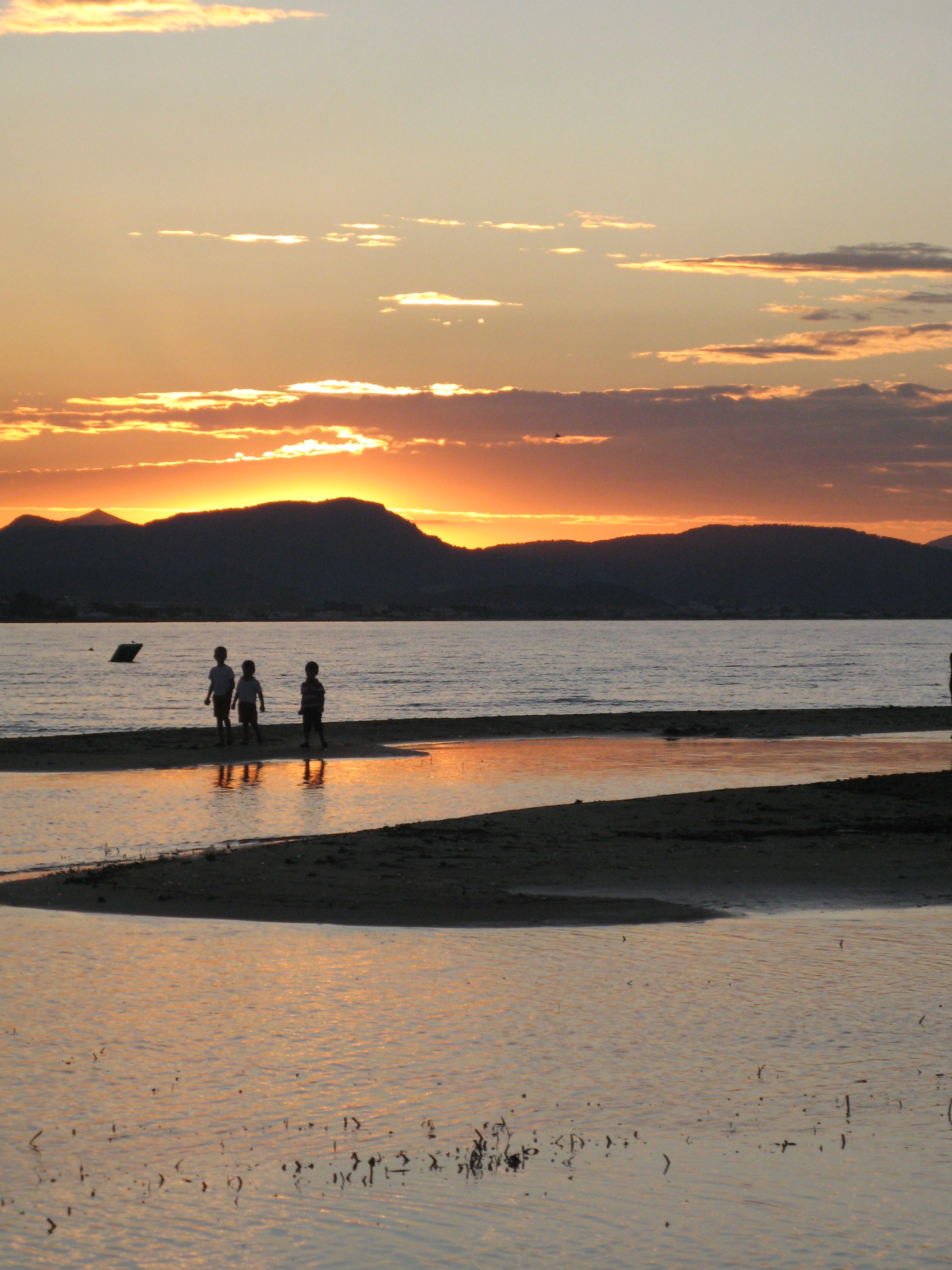 La playa de las marinas, por Monica Collado