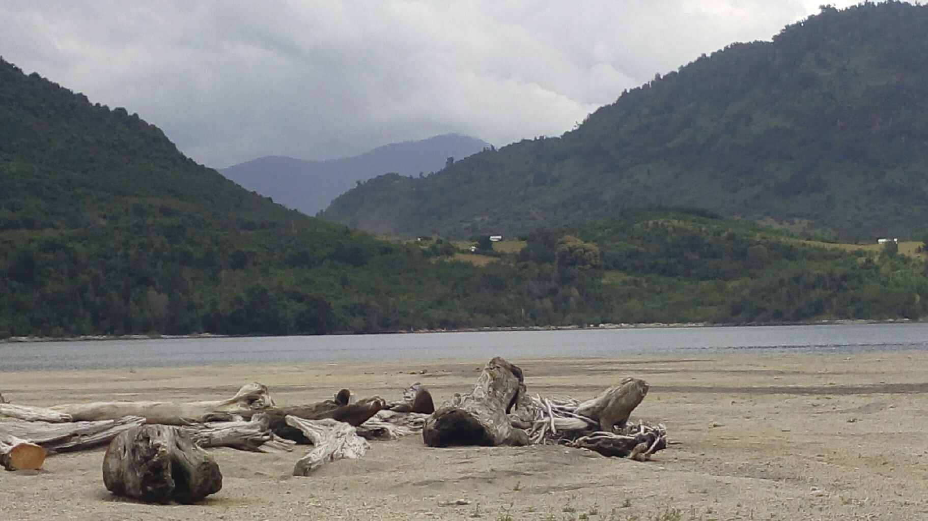 Playa El Arenal, por Rosmarie Banchieri