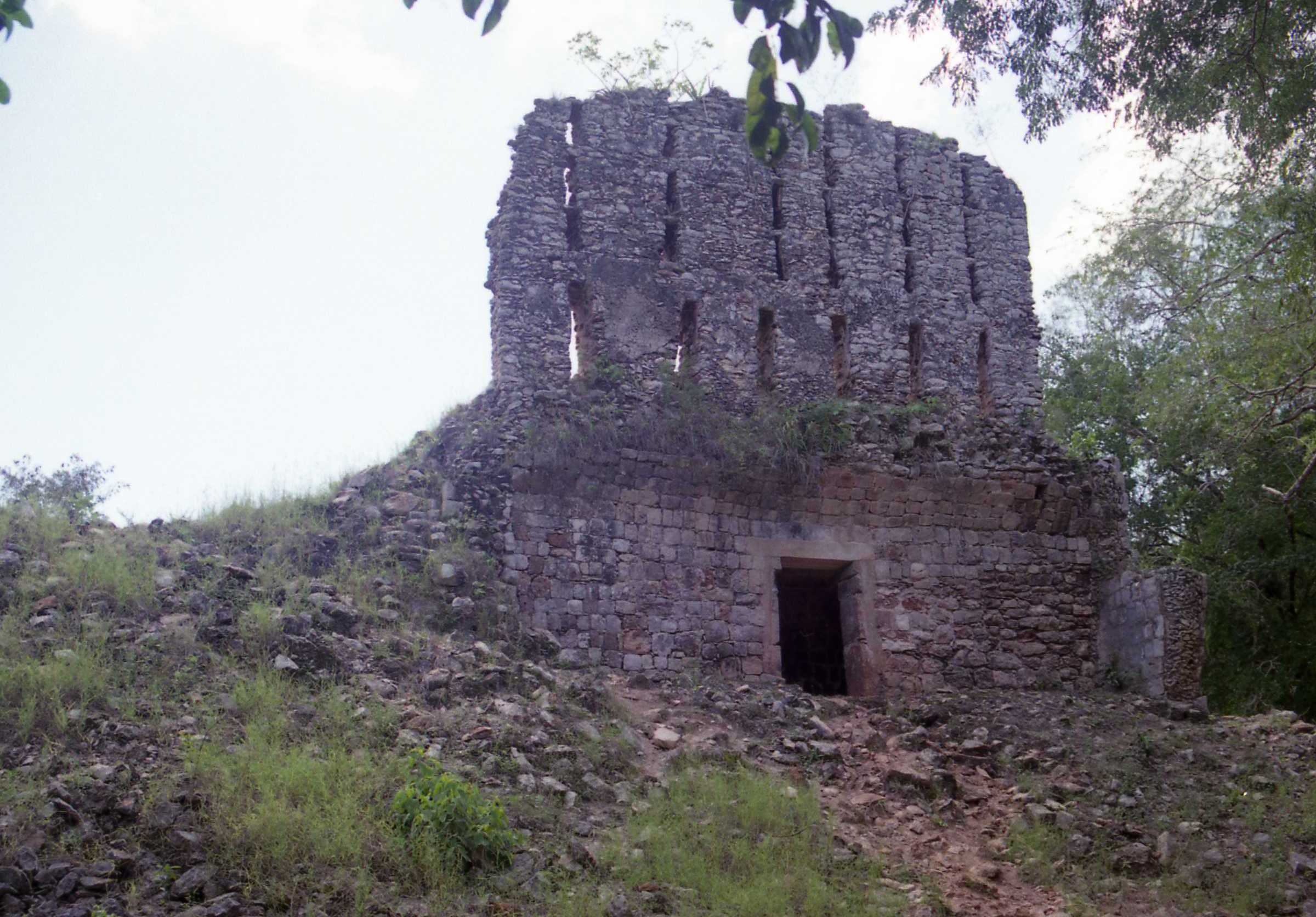 Ruinas de Xlapac, por Héctor mibauldeblogs.com