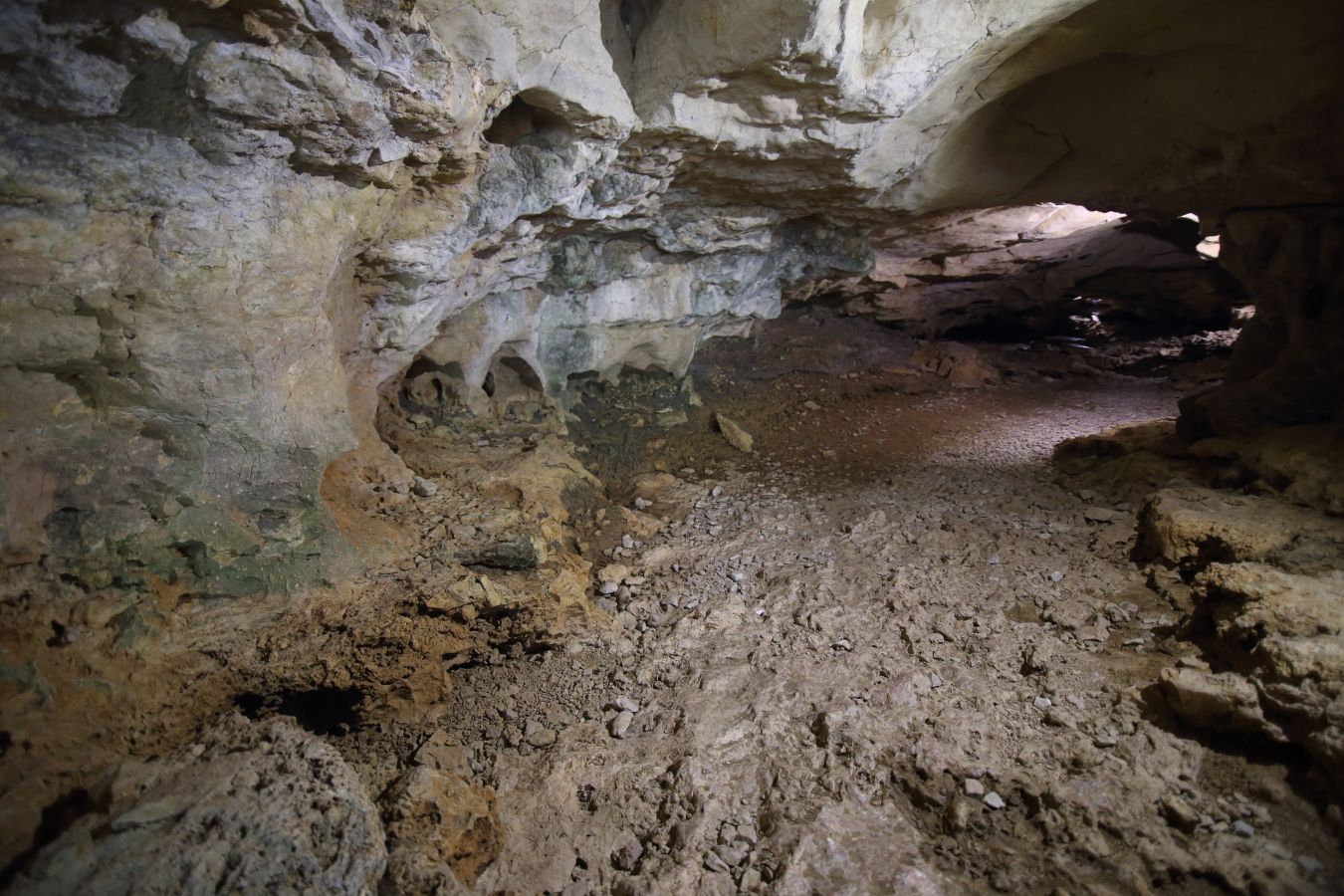 Cueva del Agua, por ANADEL