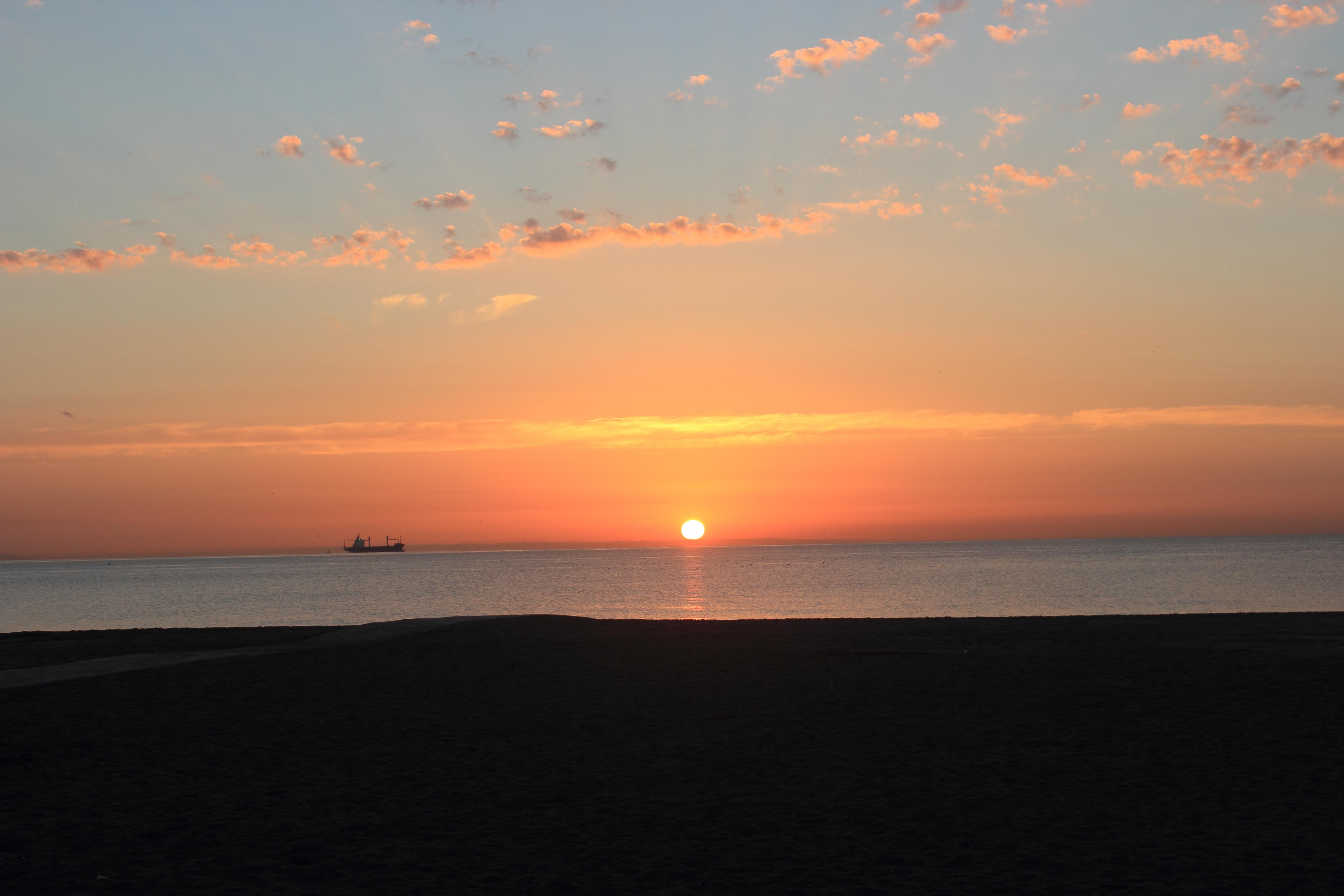 Las playas de Málaga de punta a punta