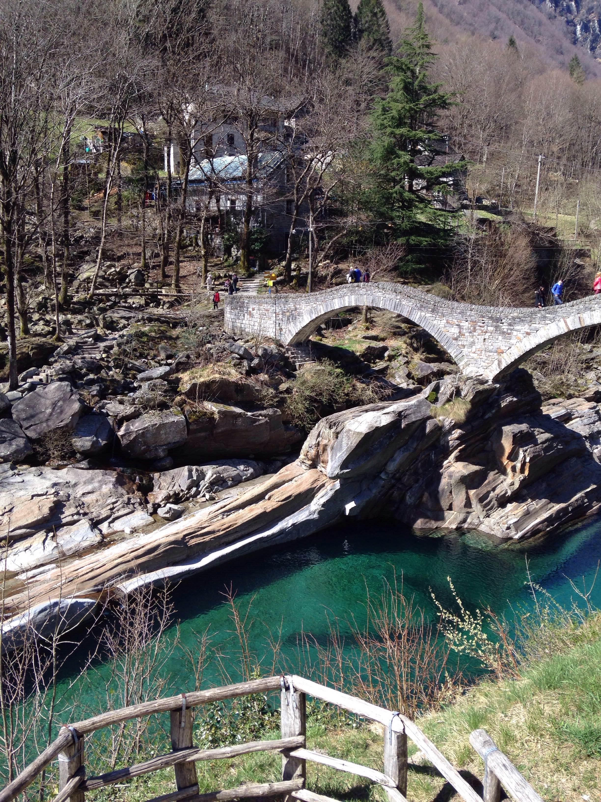 Puentes en Suiza: maravillas arquitectónicas que conectan paisajes