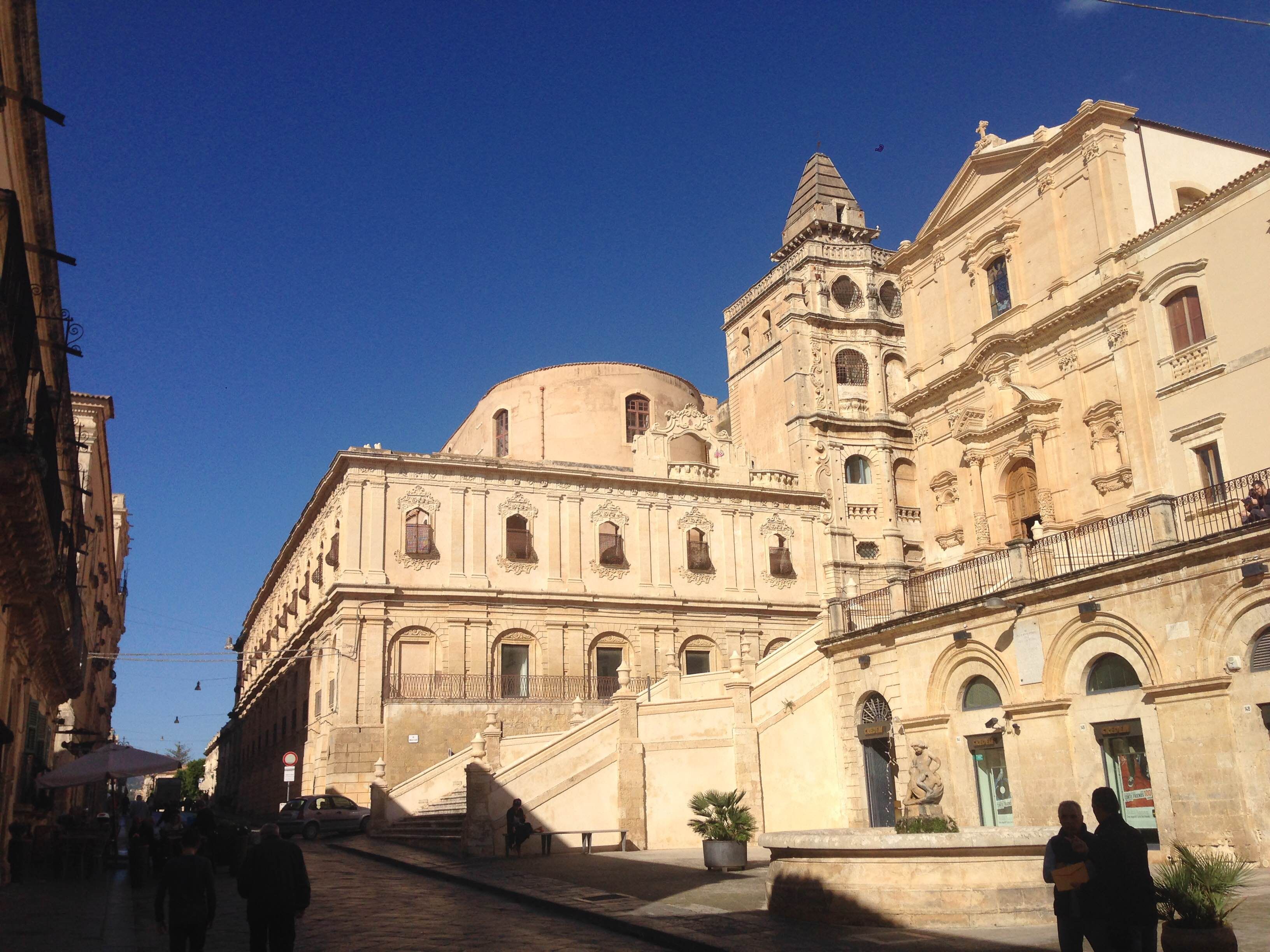 Palacio Ducezio, por maurizio