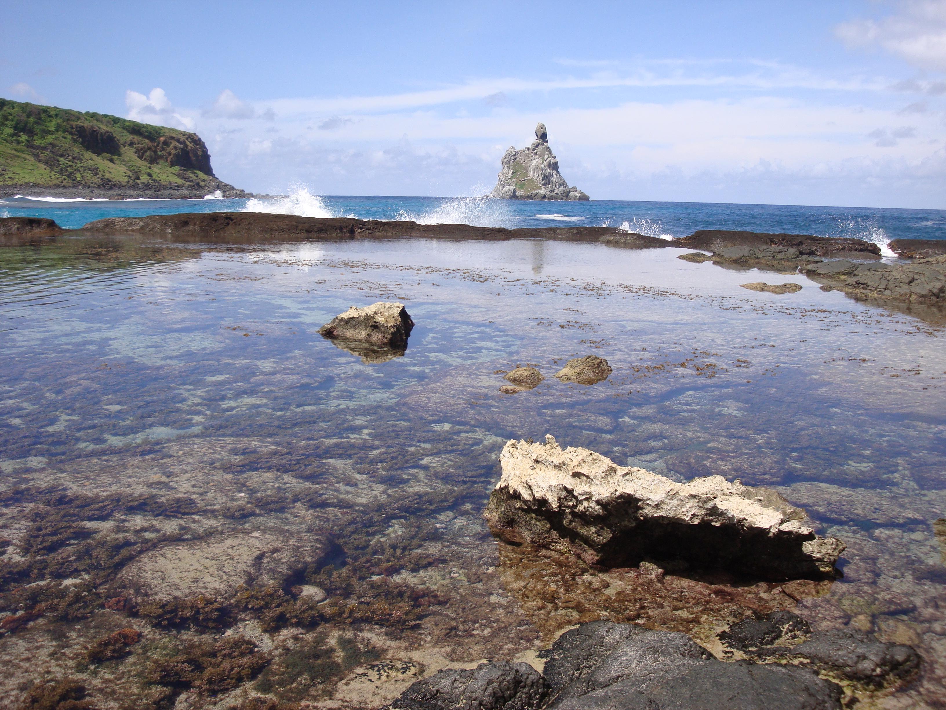 Piscina do Atalaia, por Avant Viagens E Turismo