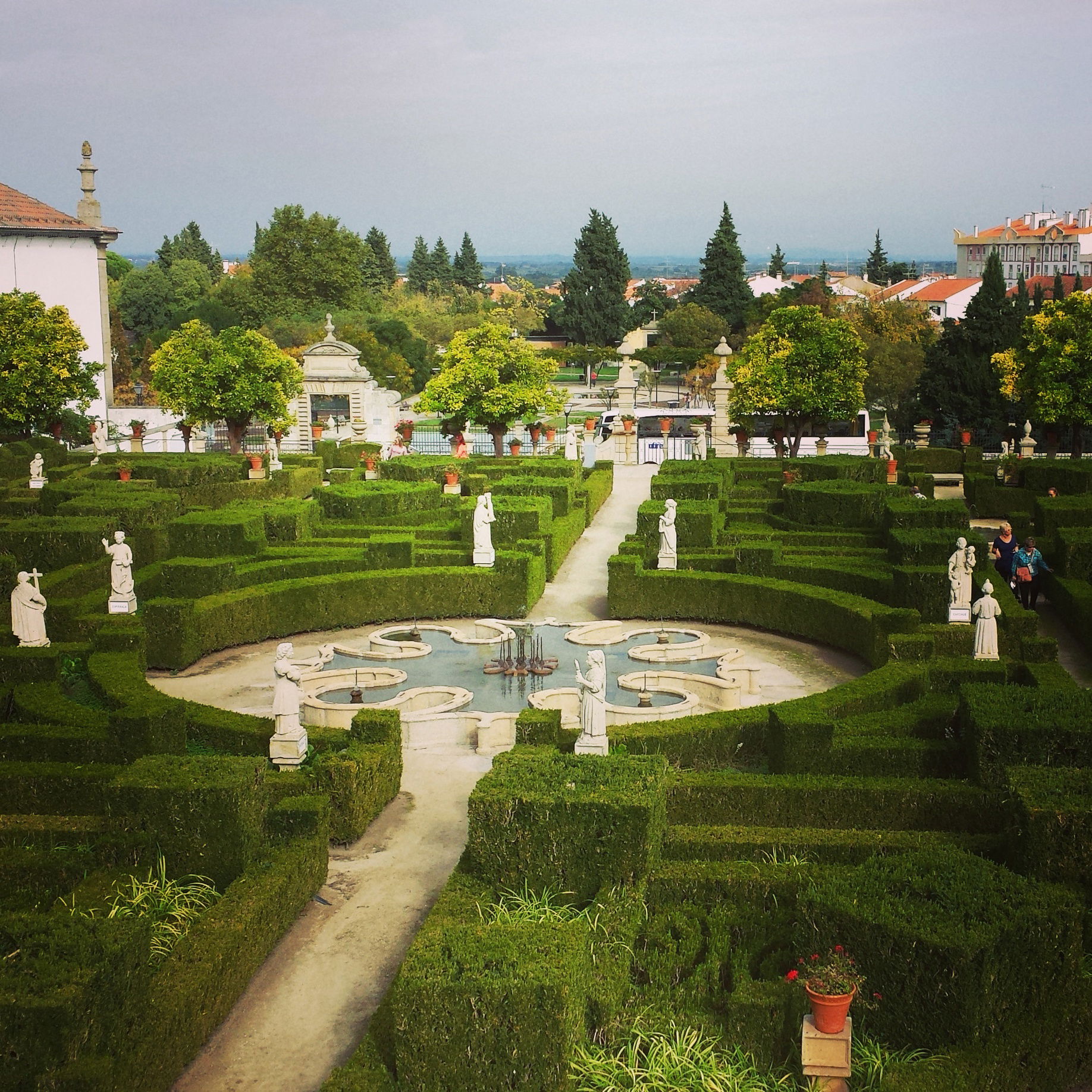 Jardím do Paço Episcopal, por Rodrigo Moreno Villar
