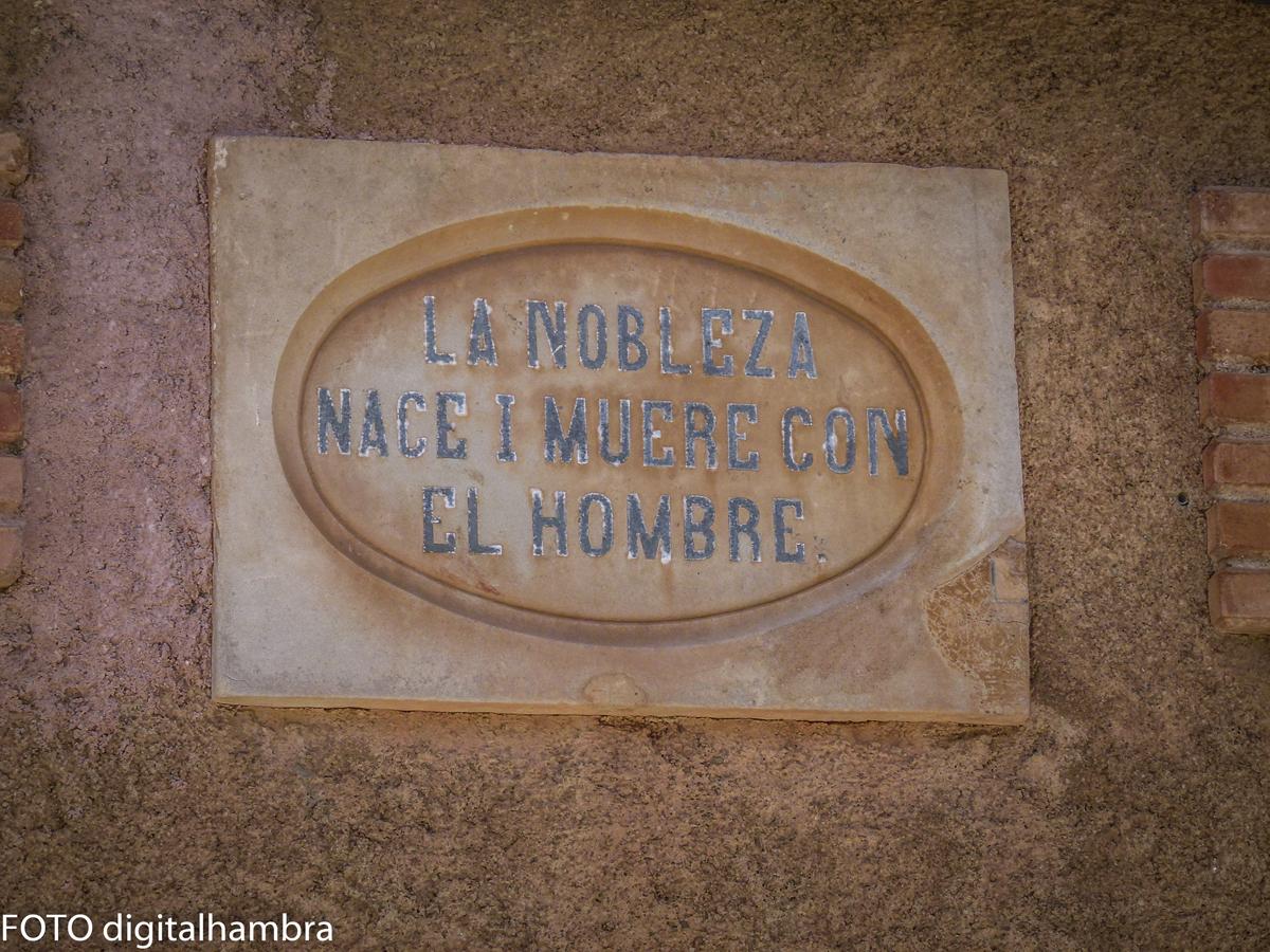 Castillo De Montizón, por Juan Gregorio García Alhambra