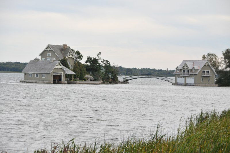 Thousand Islands Parkway, por Mlle M