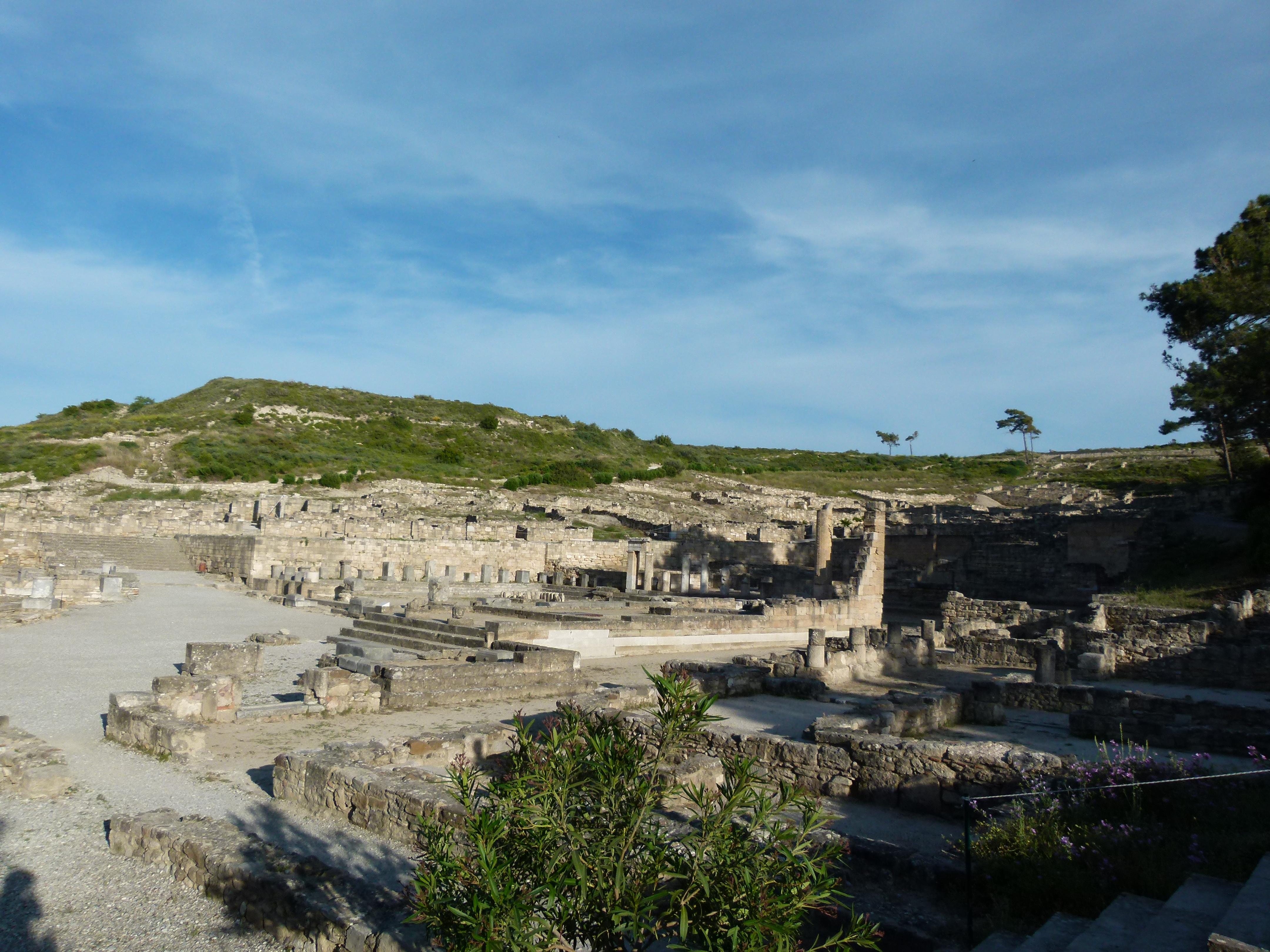 Antigua Kamiros, por E.Sonia Requejo Salces