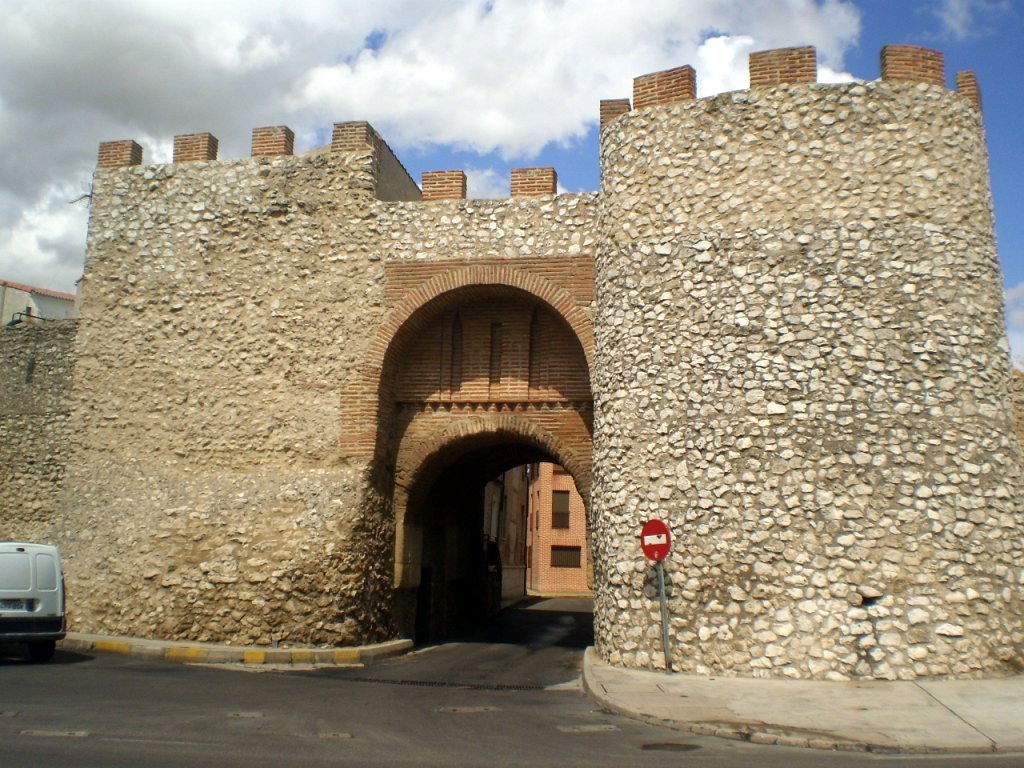 Arco de San Miguel, por Lala