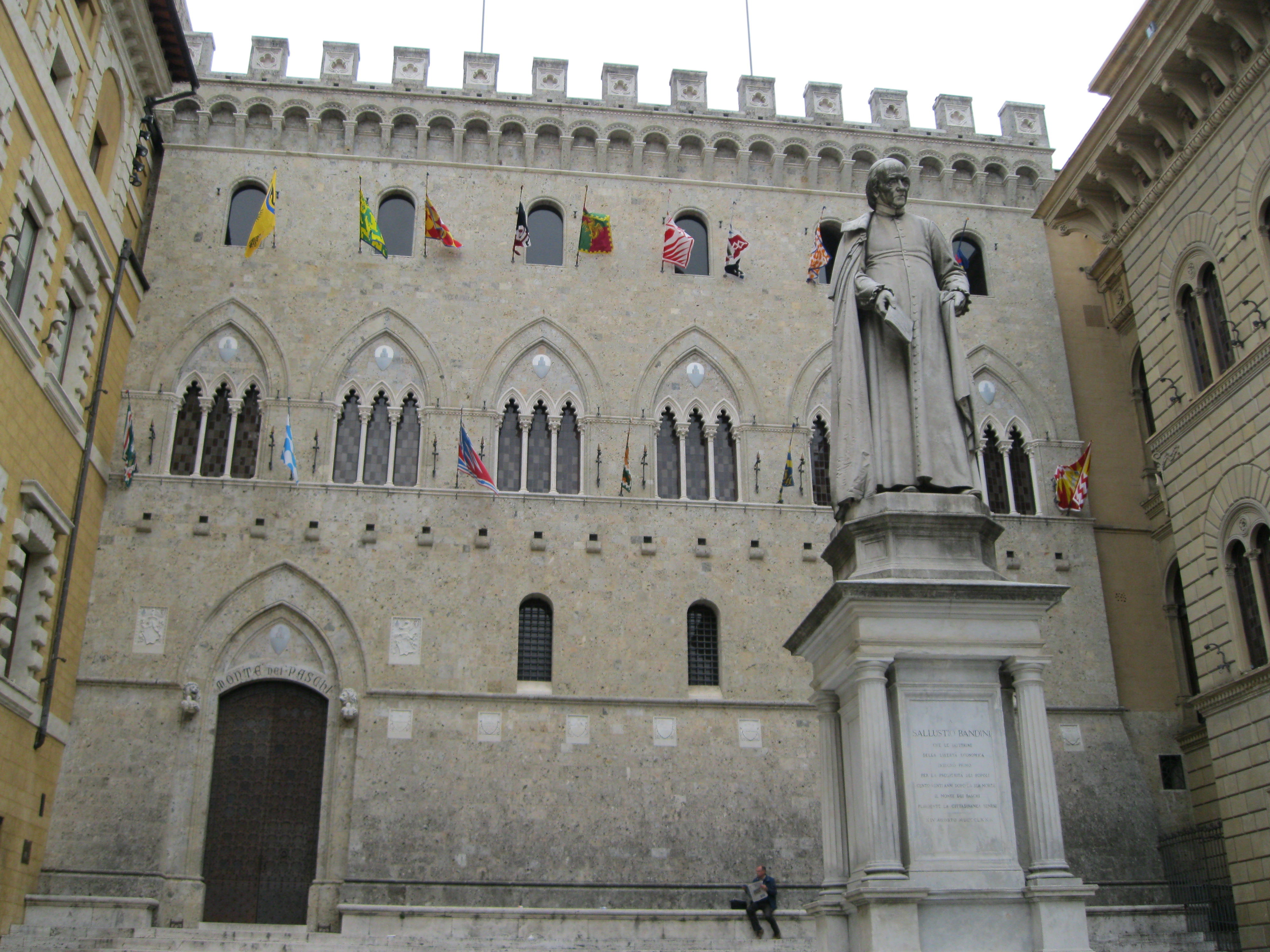 Plaza y Palacio Salimbeni, por Pamela Ferrari
