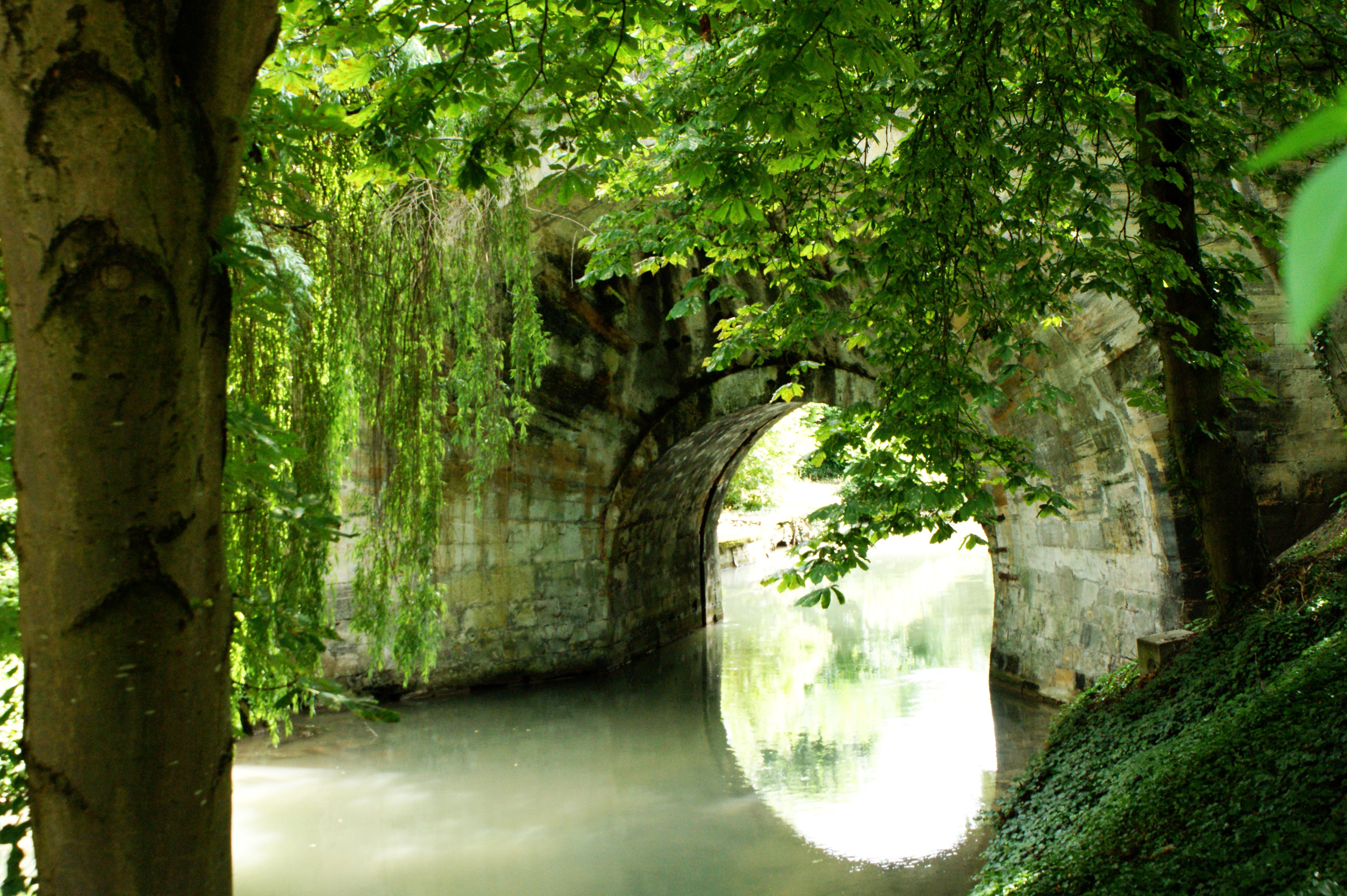 Arco de Mauvillain, por Anne-Laure Caquineau