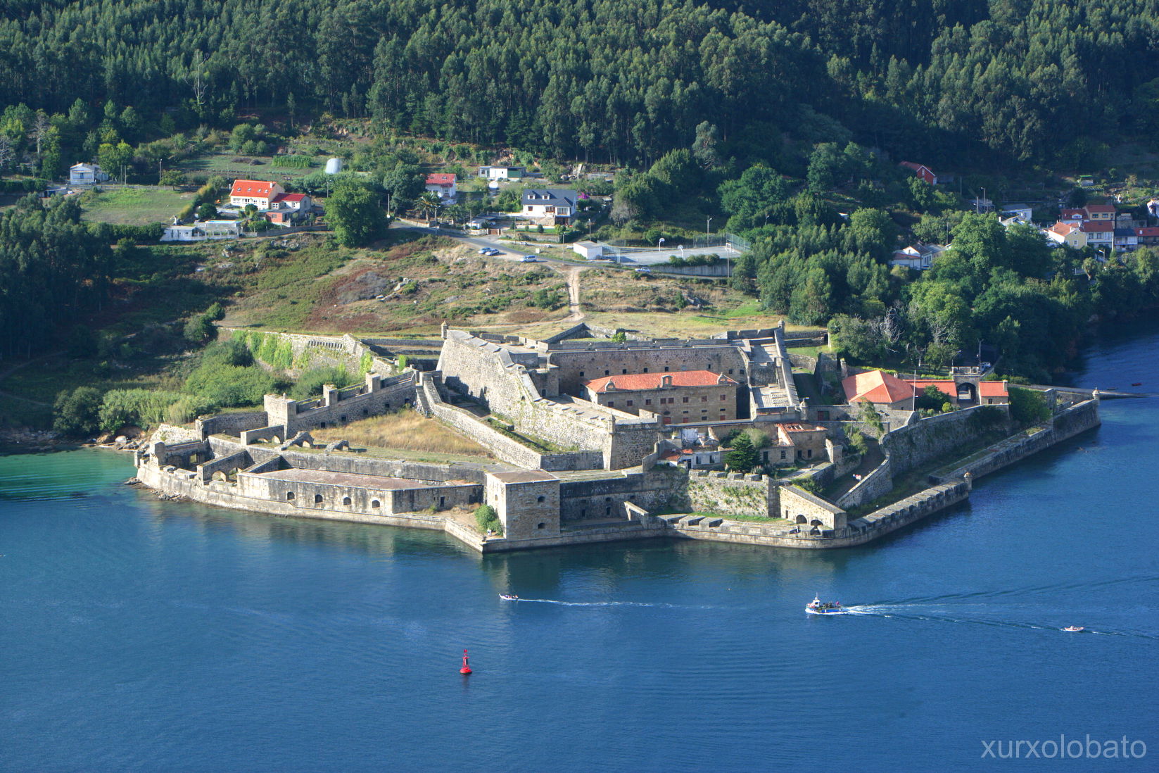 Castillo de San Felipe, por Ferrol y Rías Altas