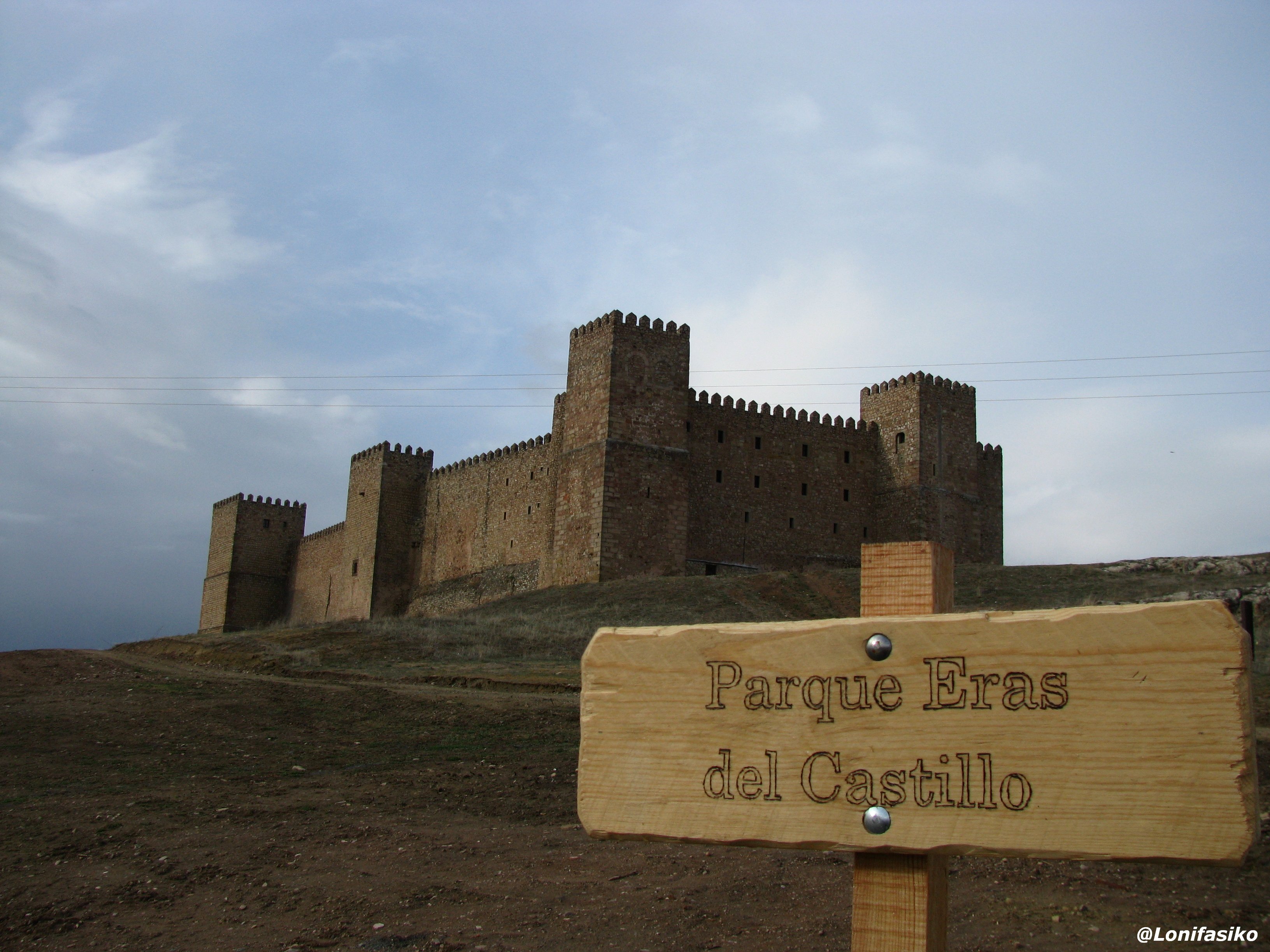 Ronda del Castillo de Sigüenza, por Lonifasiko