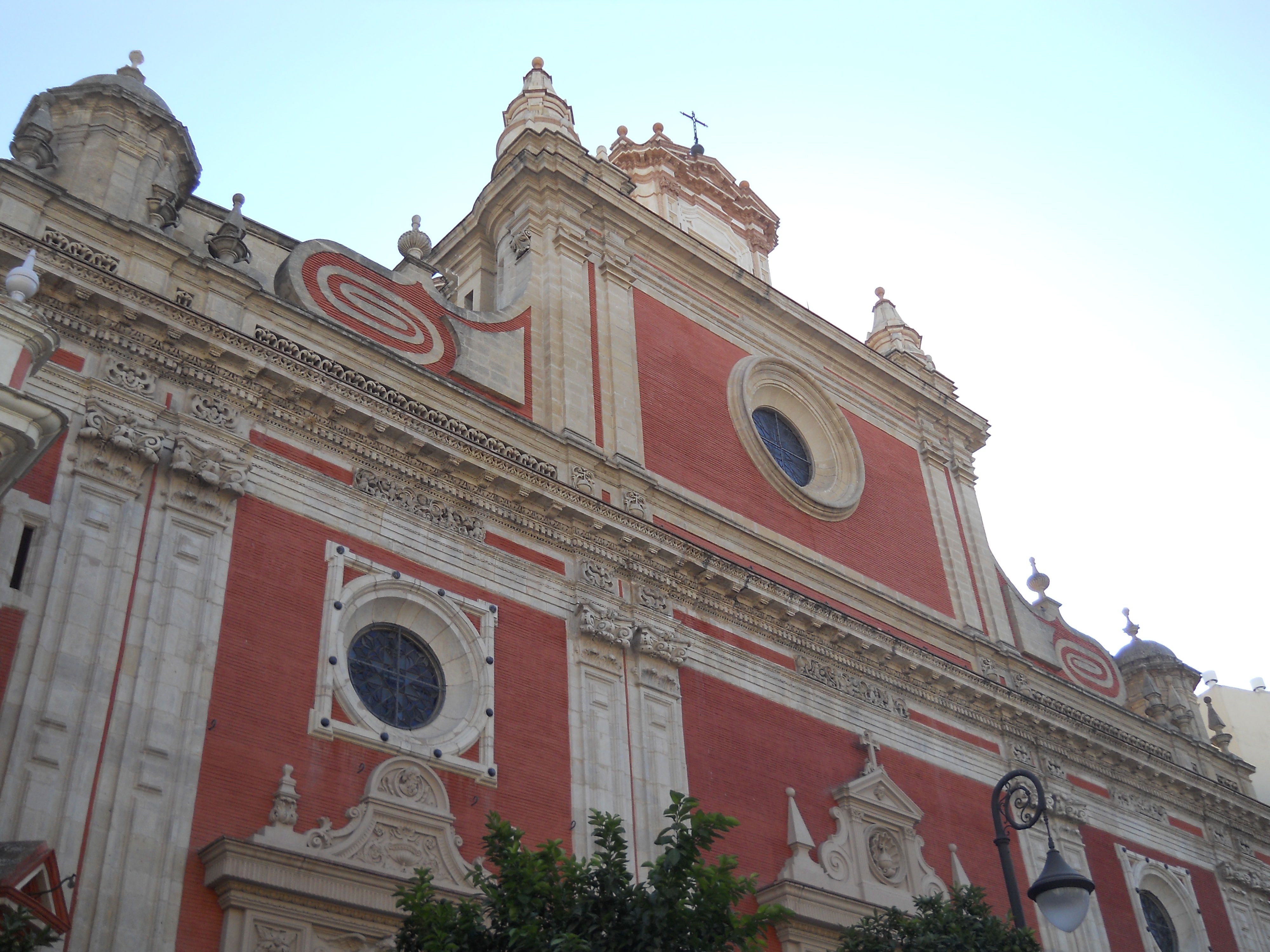 Iglesia Colegial de El Salvador, por Chaimae