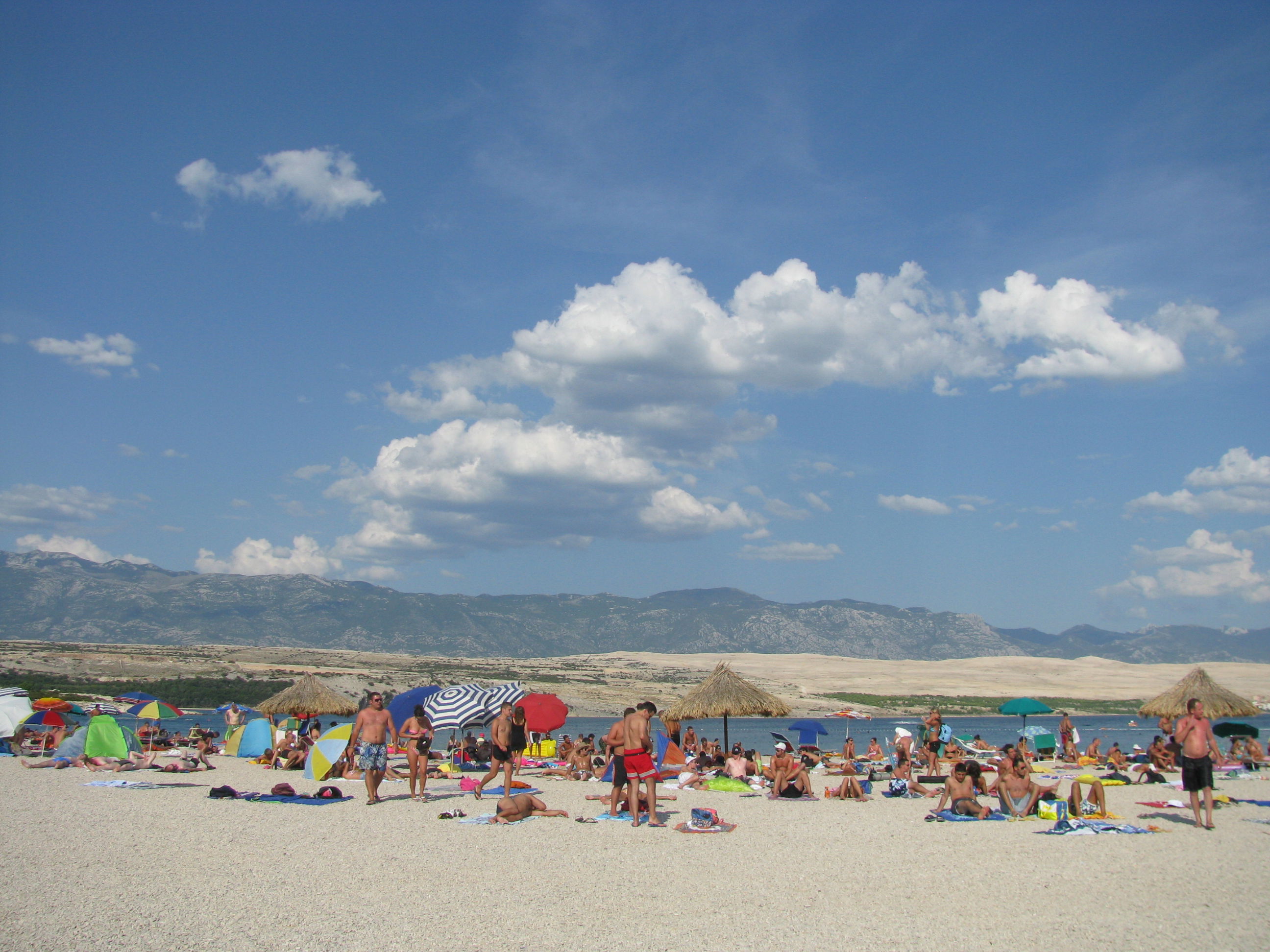 Playa de Zrce, por Lonifasiko