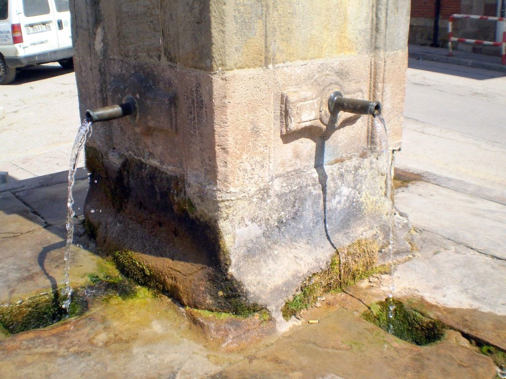 Fuente de la Aurora, por Lala