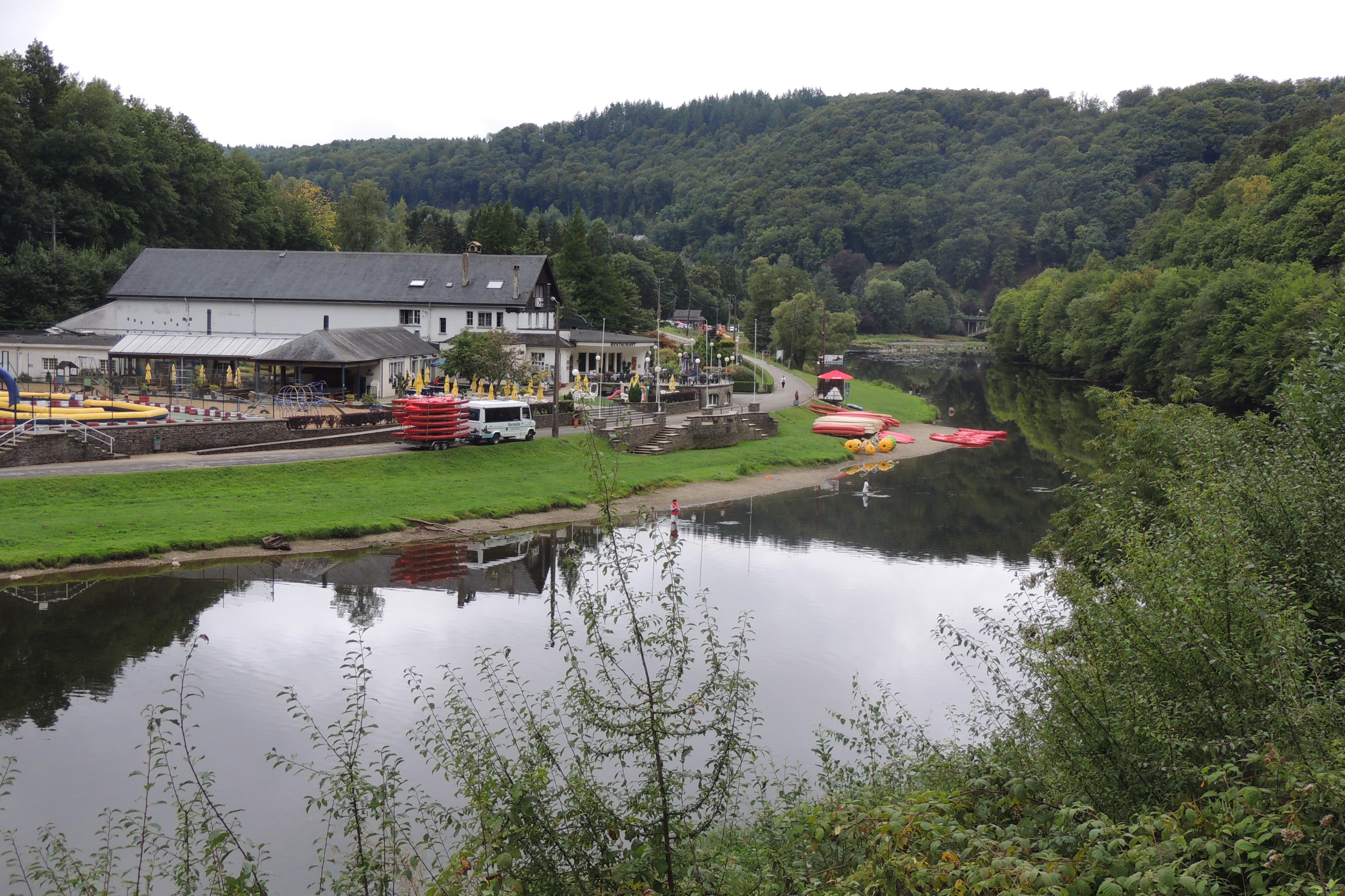 Descubre los encantos de los pueblos en Namur y sus alrededores