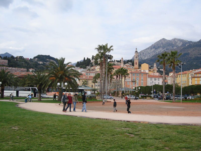 Playa de Menton, por Pedro Jareño