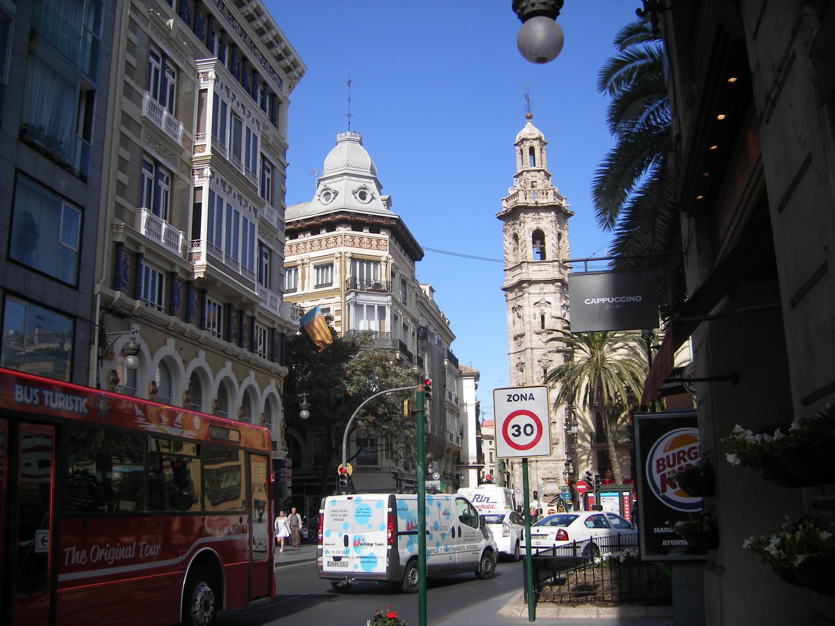 Calle de La Paz, por Enrique Alapont Asins
