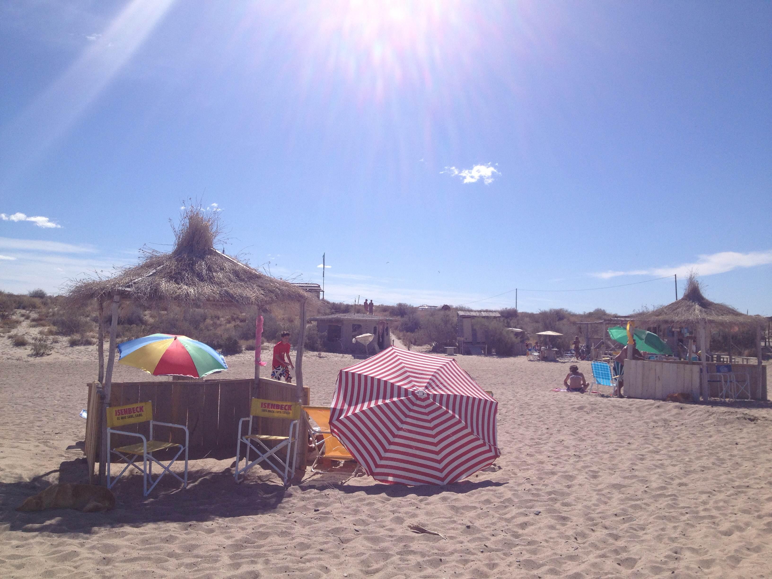 Playa Piedras Coloradas, por Cyn Ferle