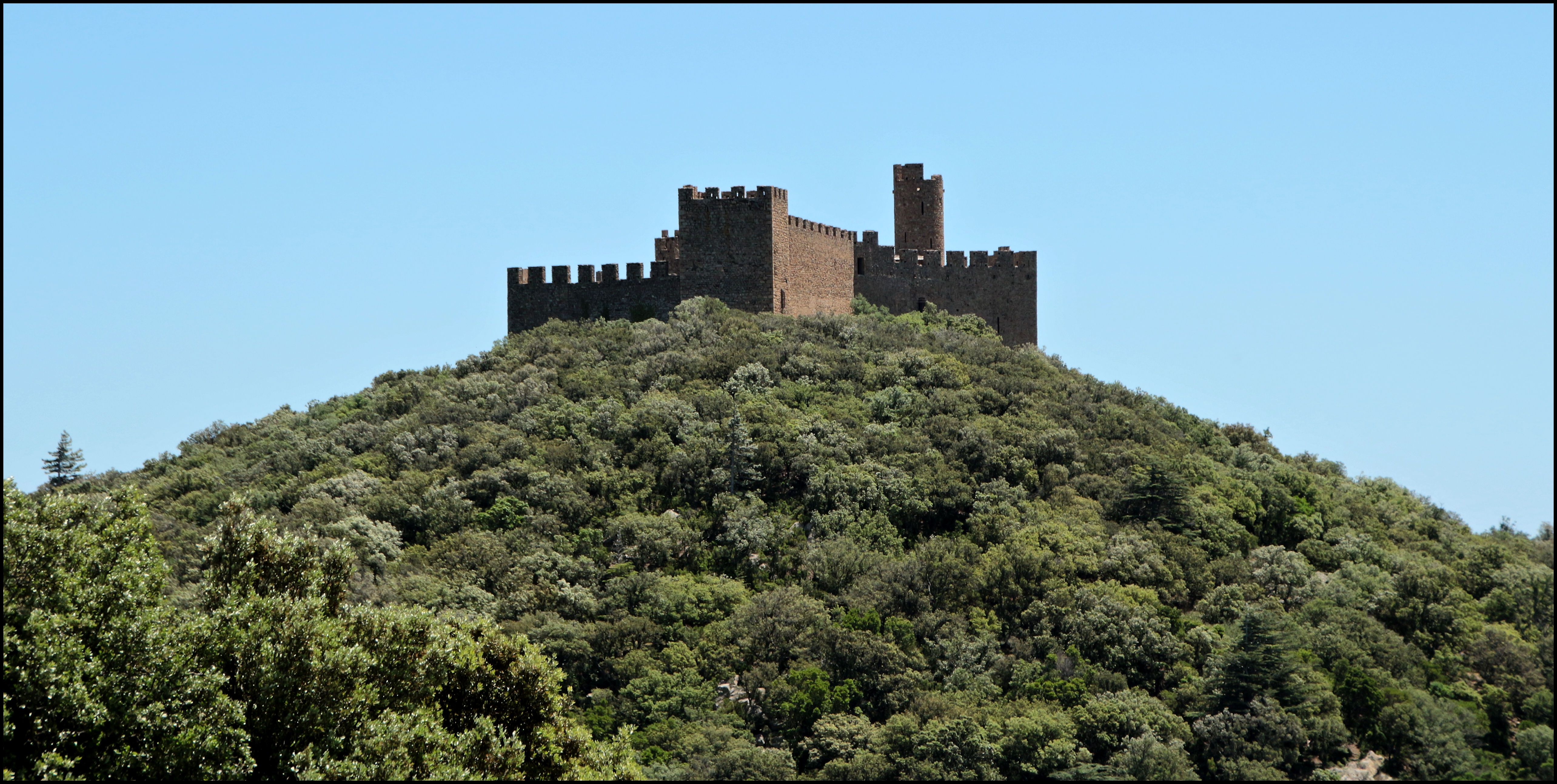 Castillo de Requesens, por juan soldevila adán