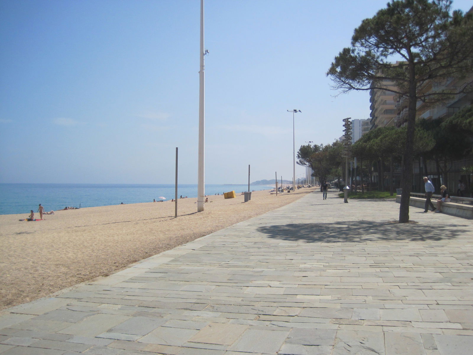 Calles de Playa de Aro: un paseo por historia y encanto mediterráneo