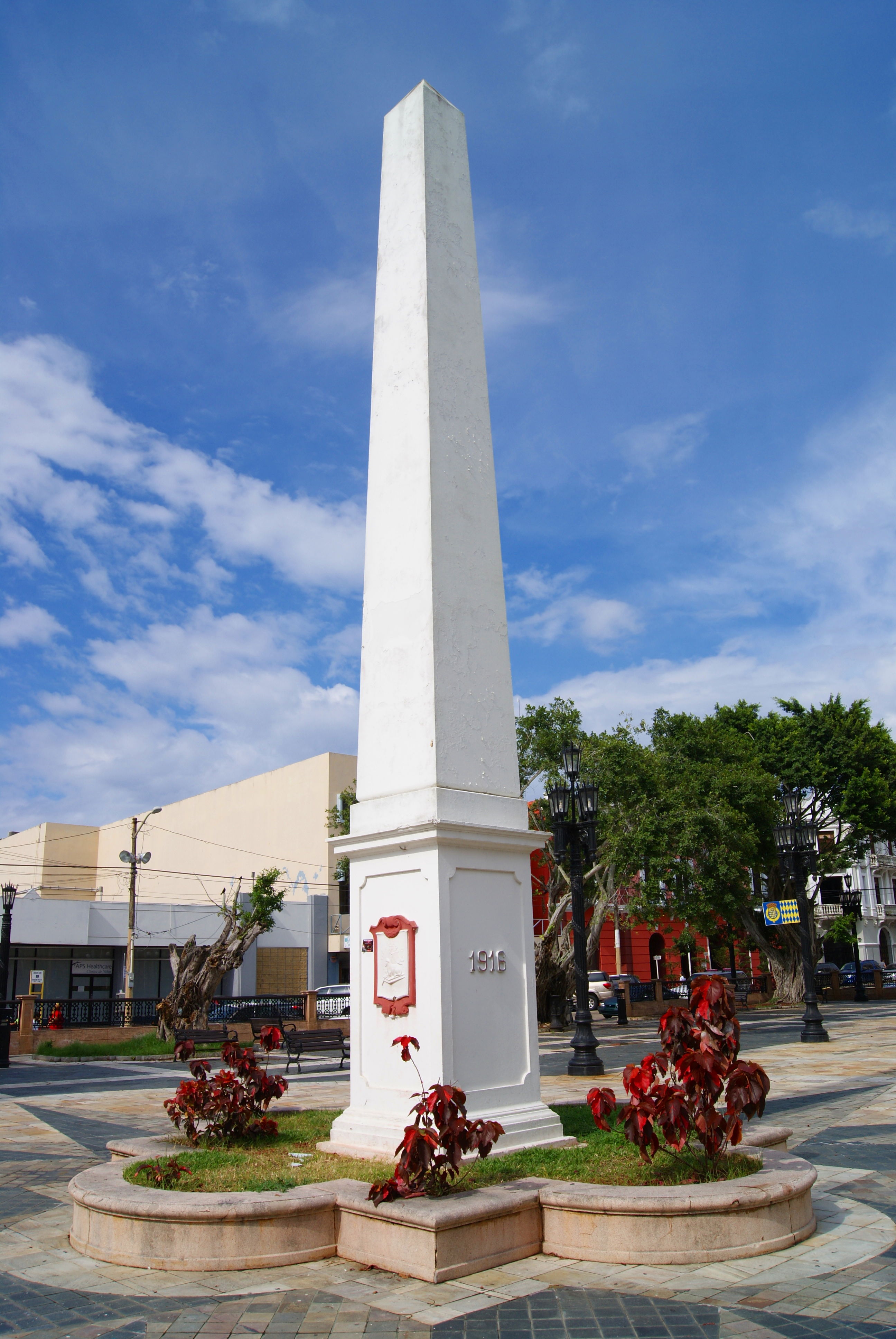 Plaza de Luis Muñoz Rivera, por Roberto Gonzalez