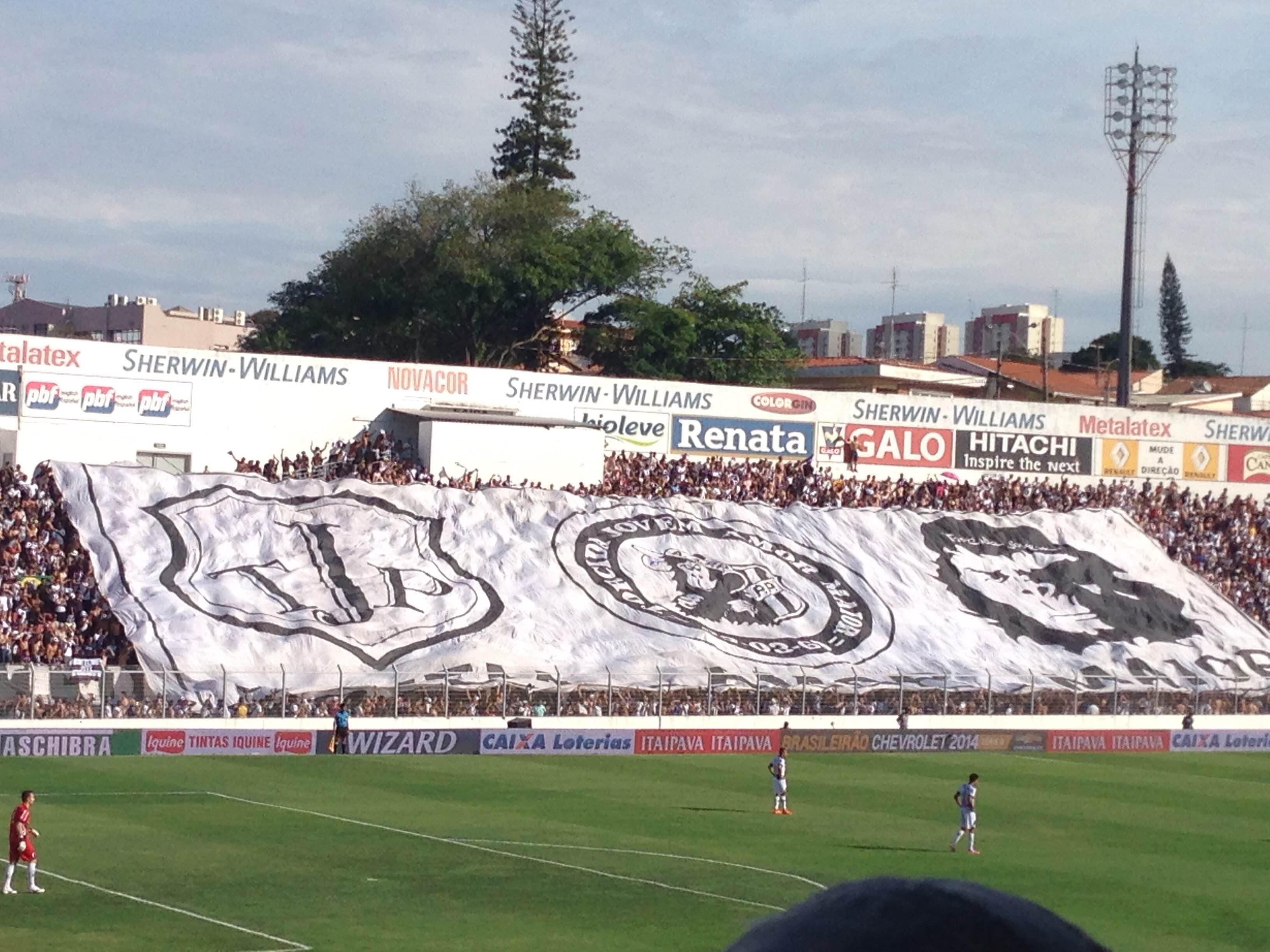 Estadio Moises Lucarelli, por Raphael Moreira