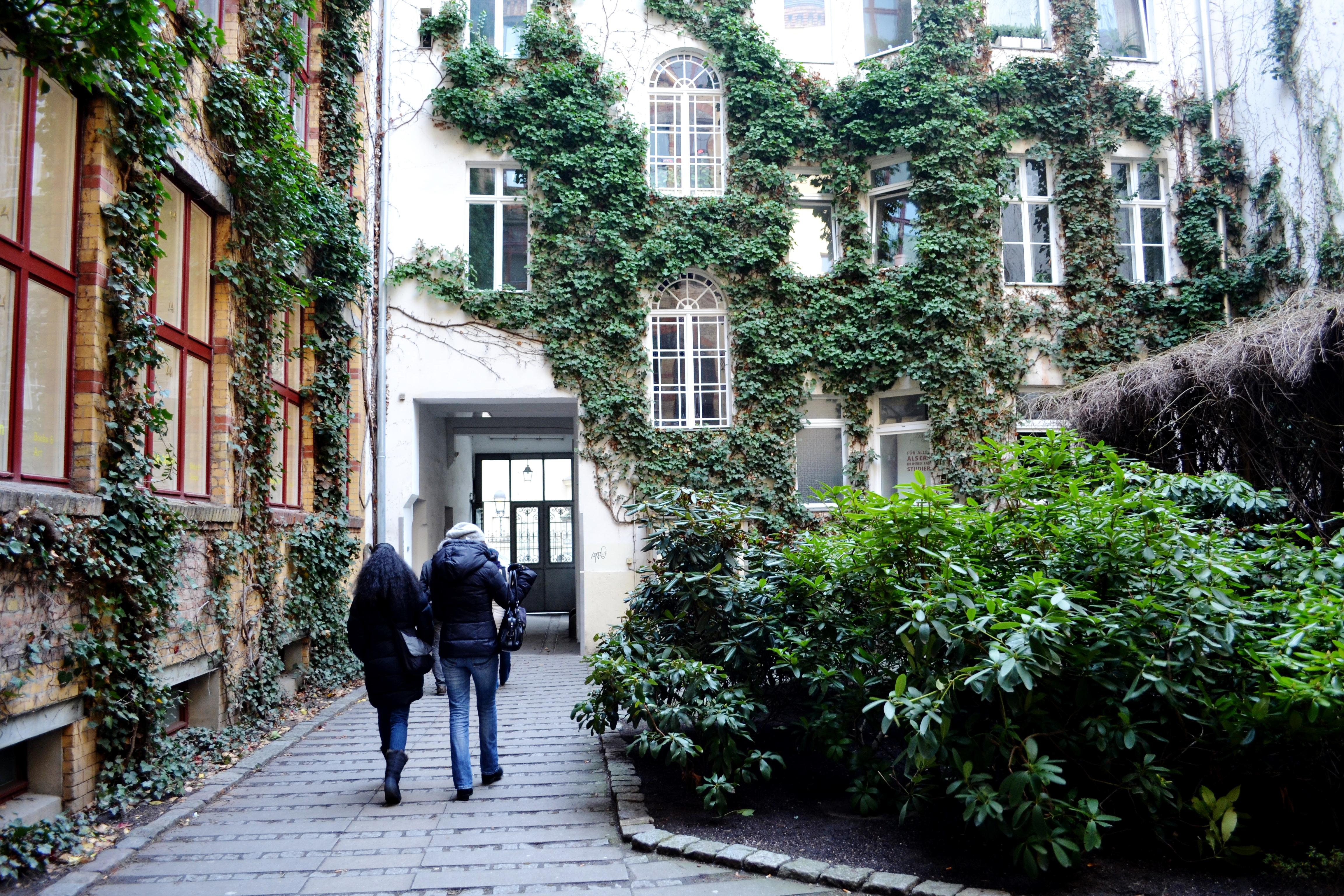 Calles en Berlín que cuentan historias fascinantes y rincones por descubrir