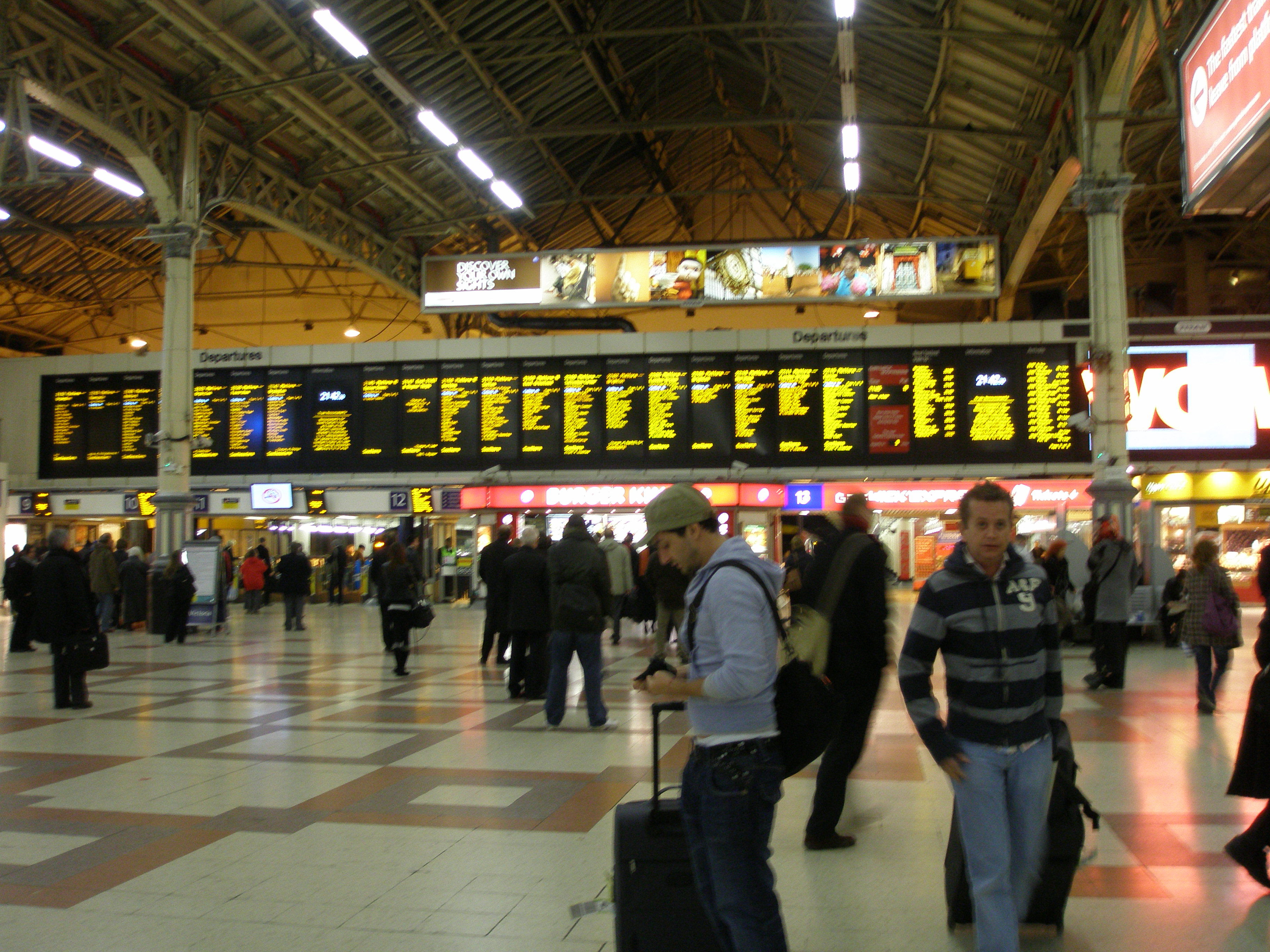 Victoria Train Station, por Reconquista