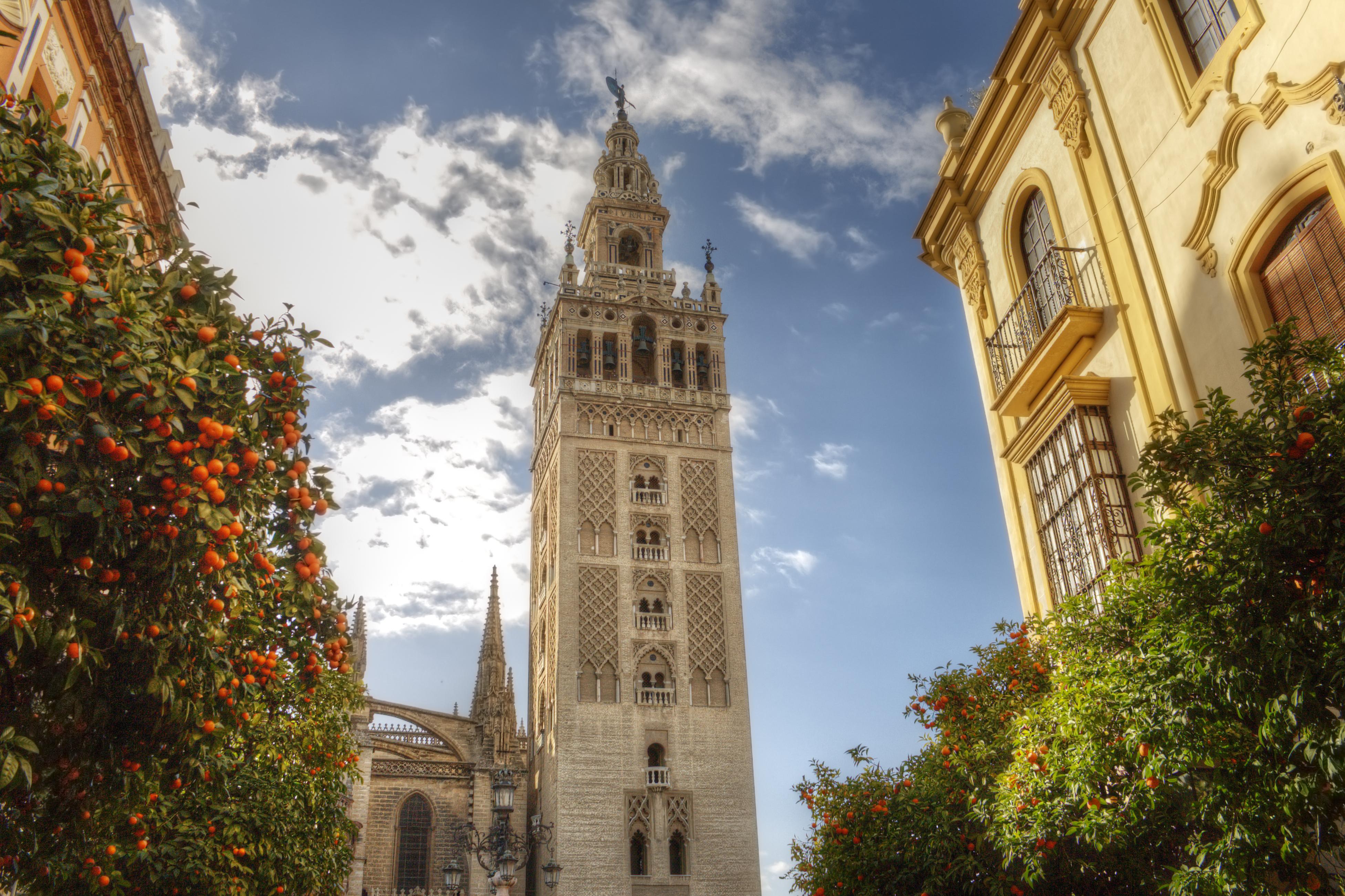 La Giralda, por Jesus Sanchez Gonzalez (Zu Sanchez)