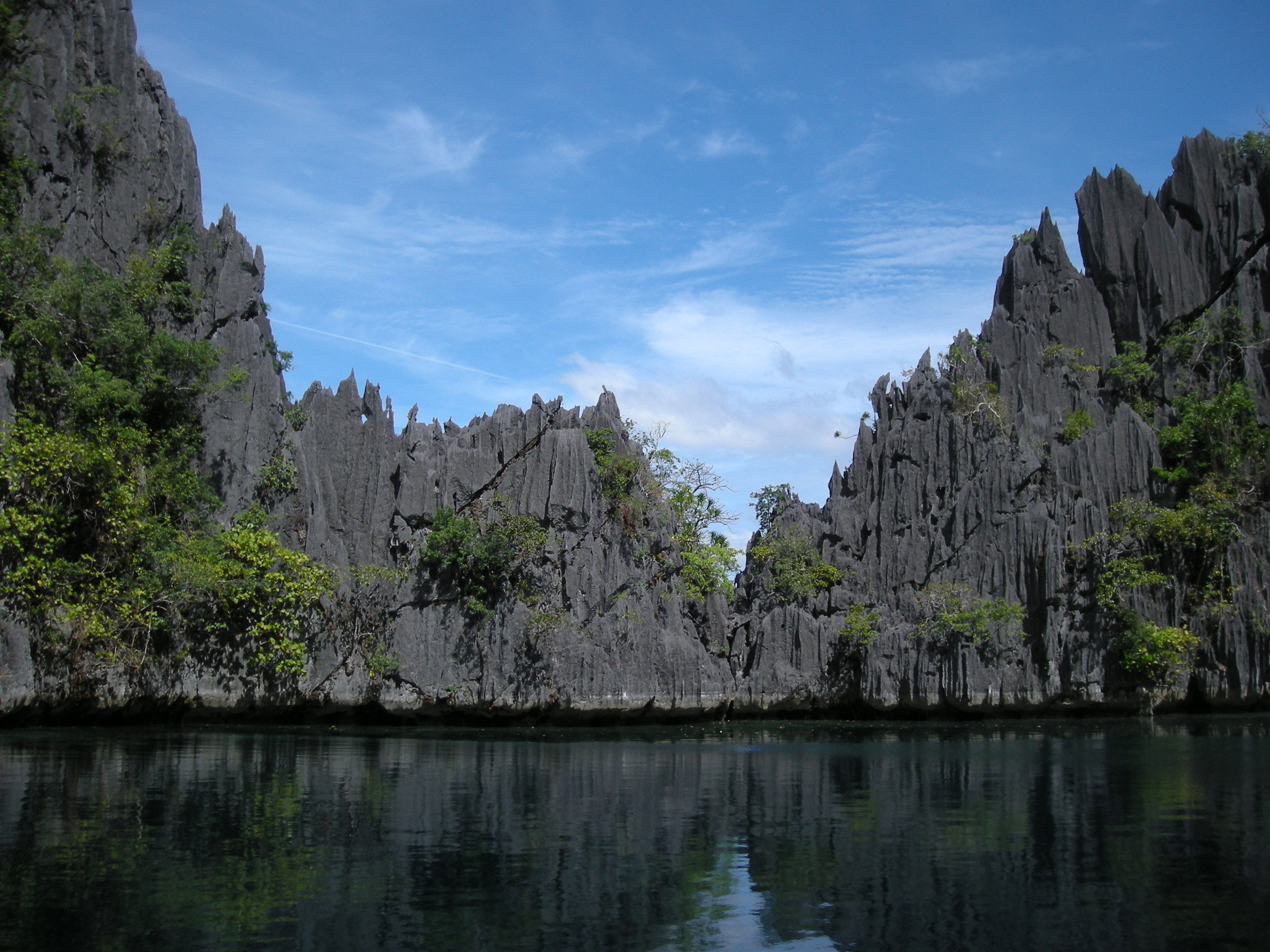 Coron Island, por Camille 羅金梅