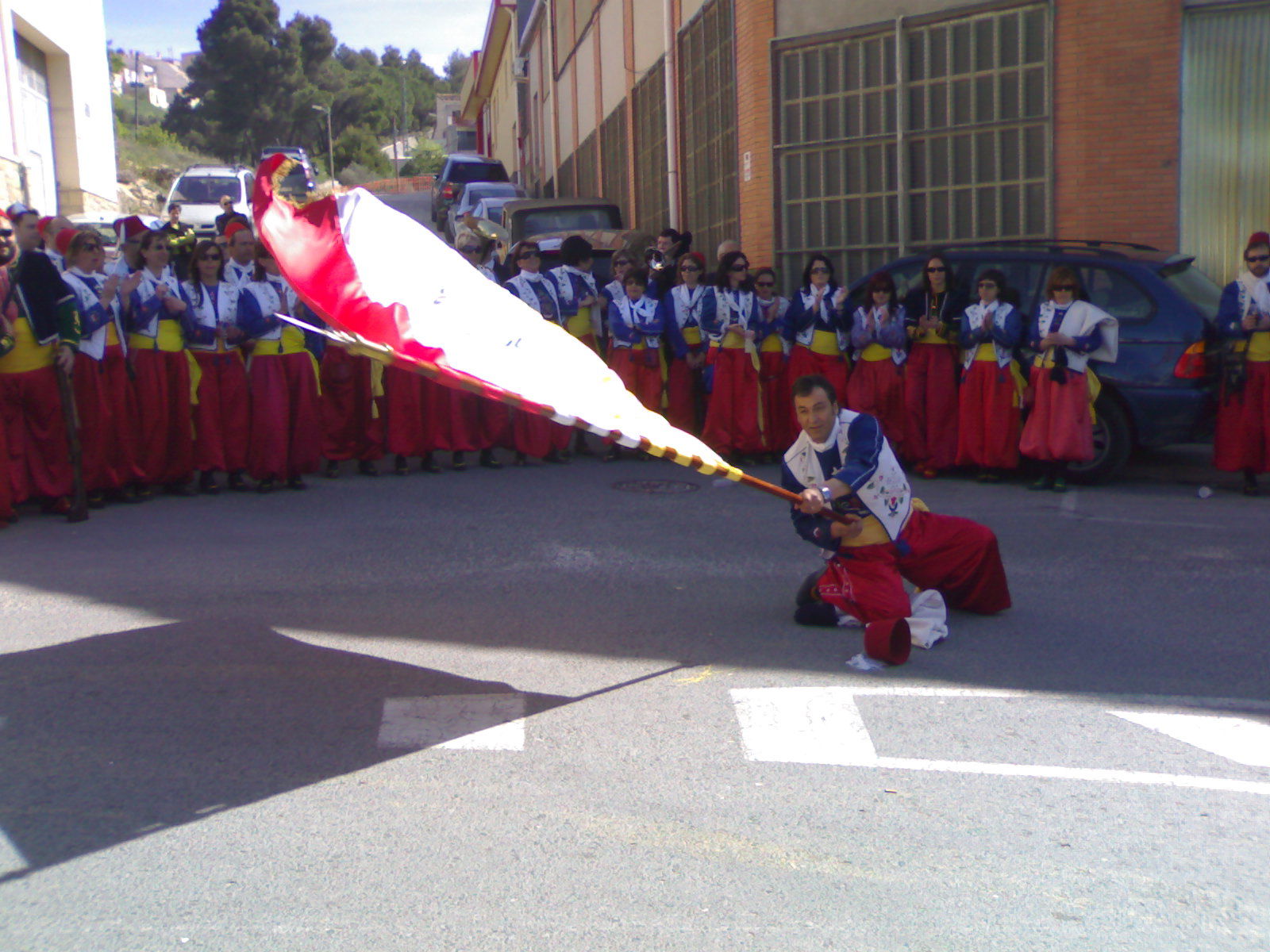 Bailar la bandera, por Virtu