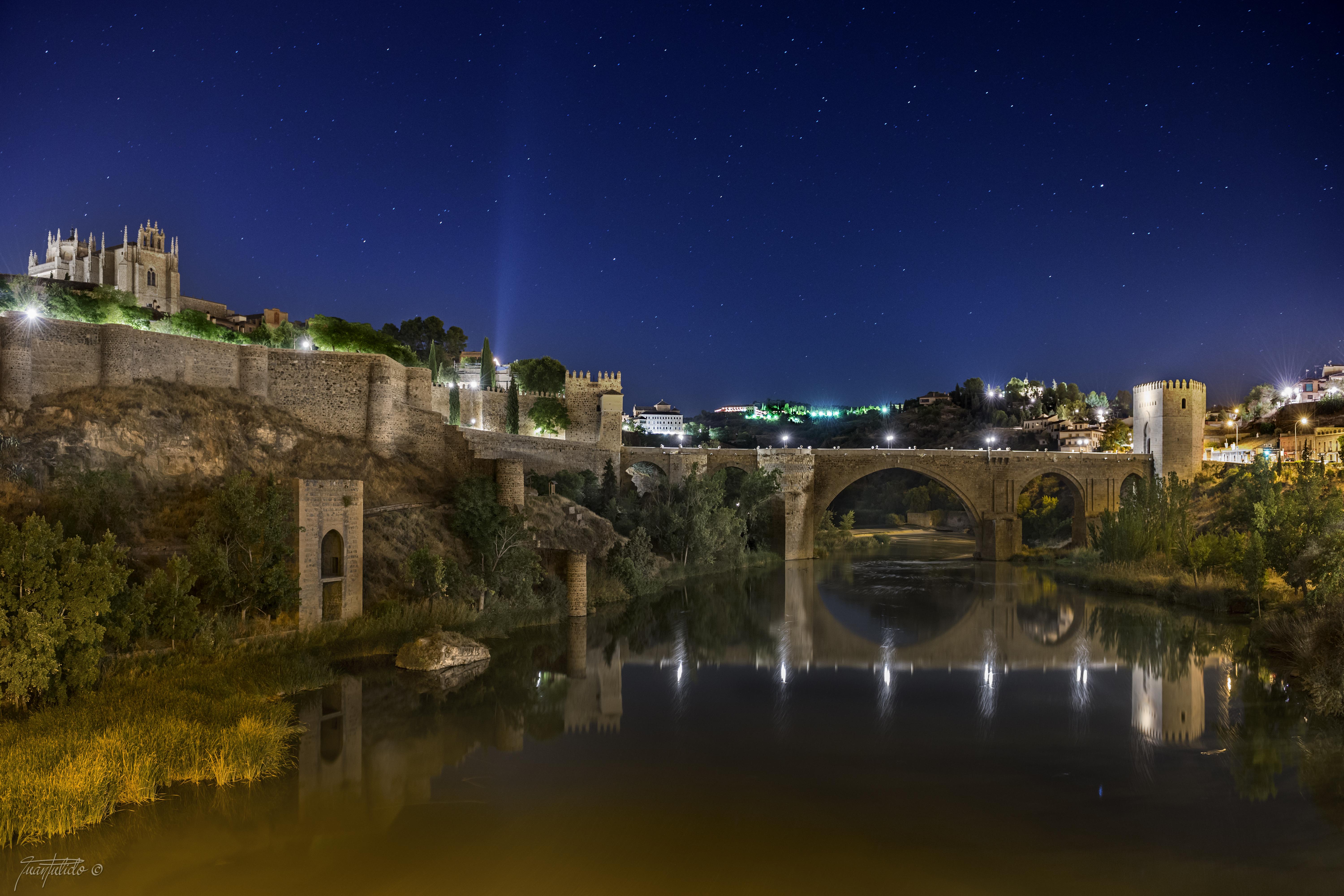 Puente De San Martín, por Juan Pulido Velasco
