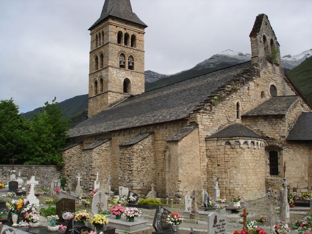 Iglesia románica de Santa María de Arties, por SerViajera