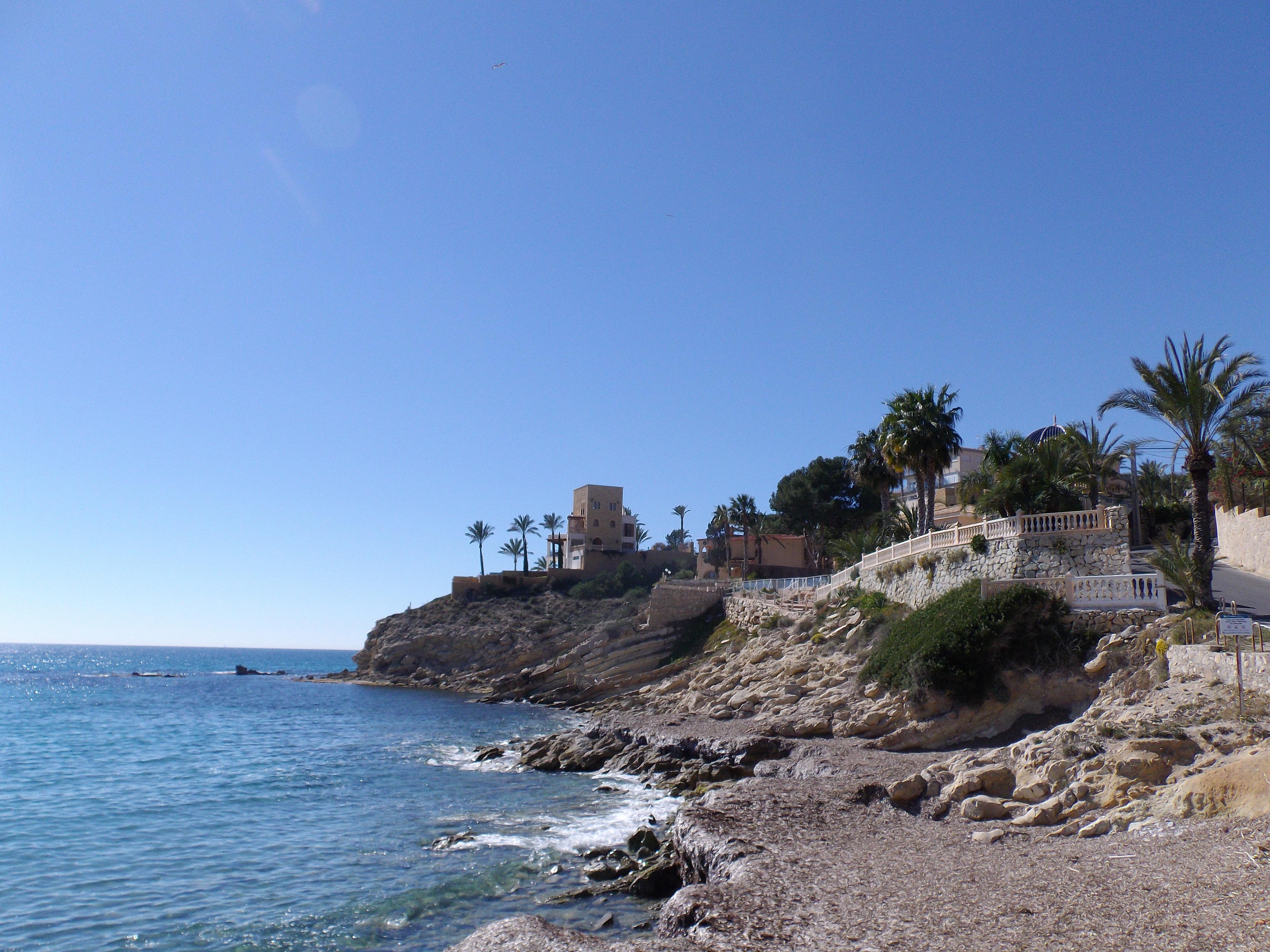 Calas en El Campello que no te puedes perder este verano