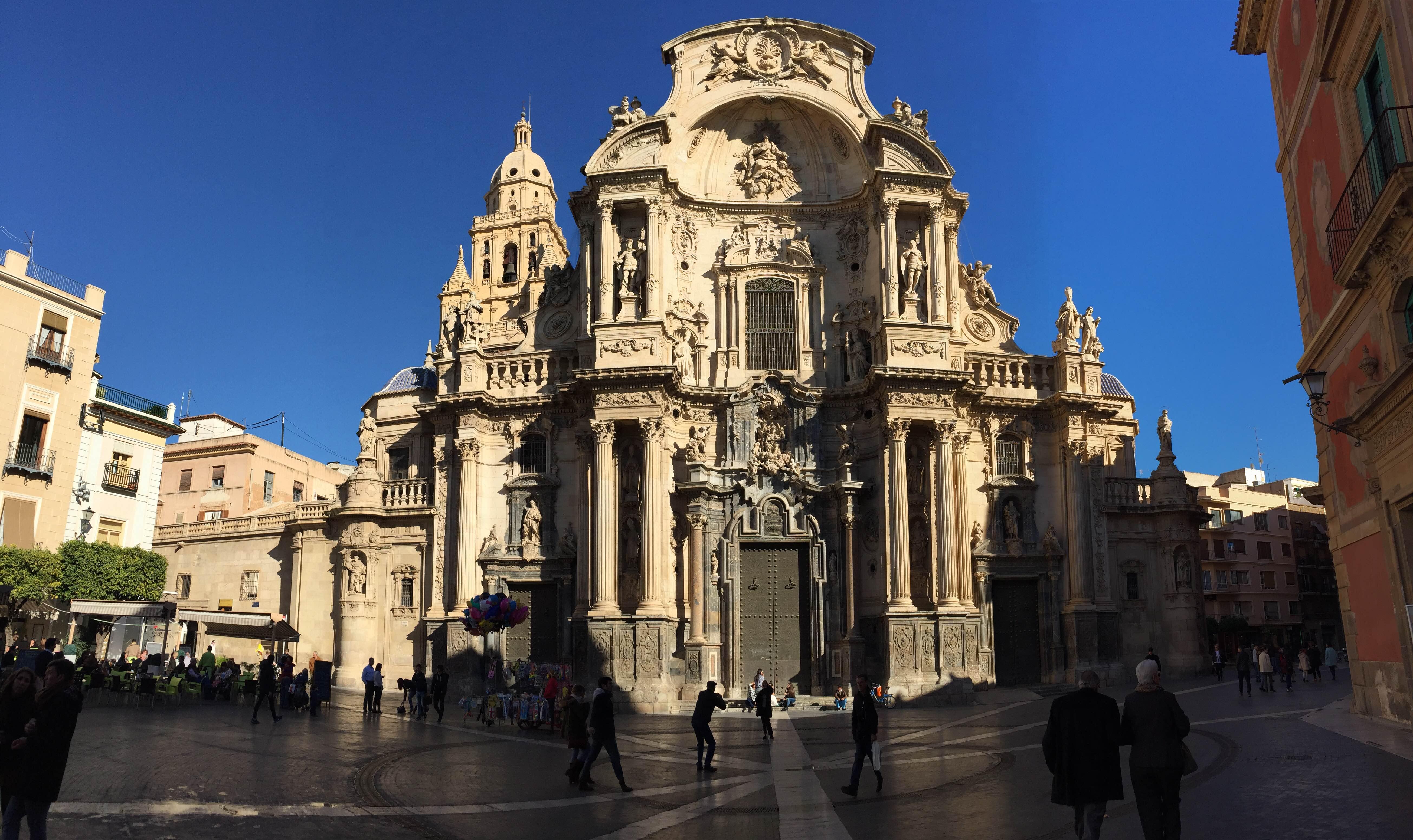 Descubre los monumentos históricos de Murcia que debes conocer