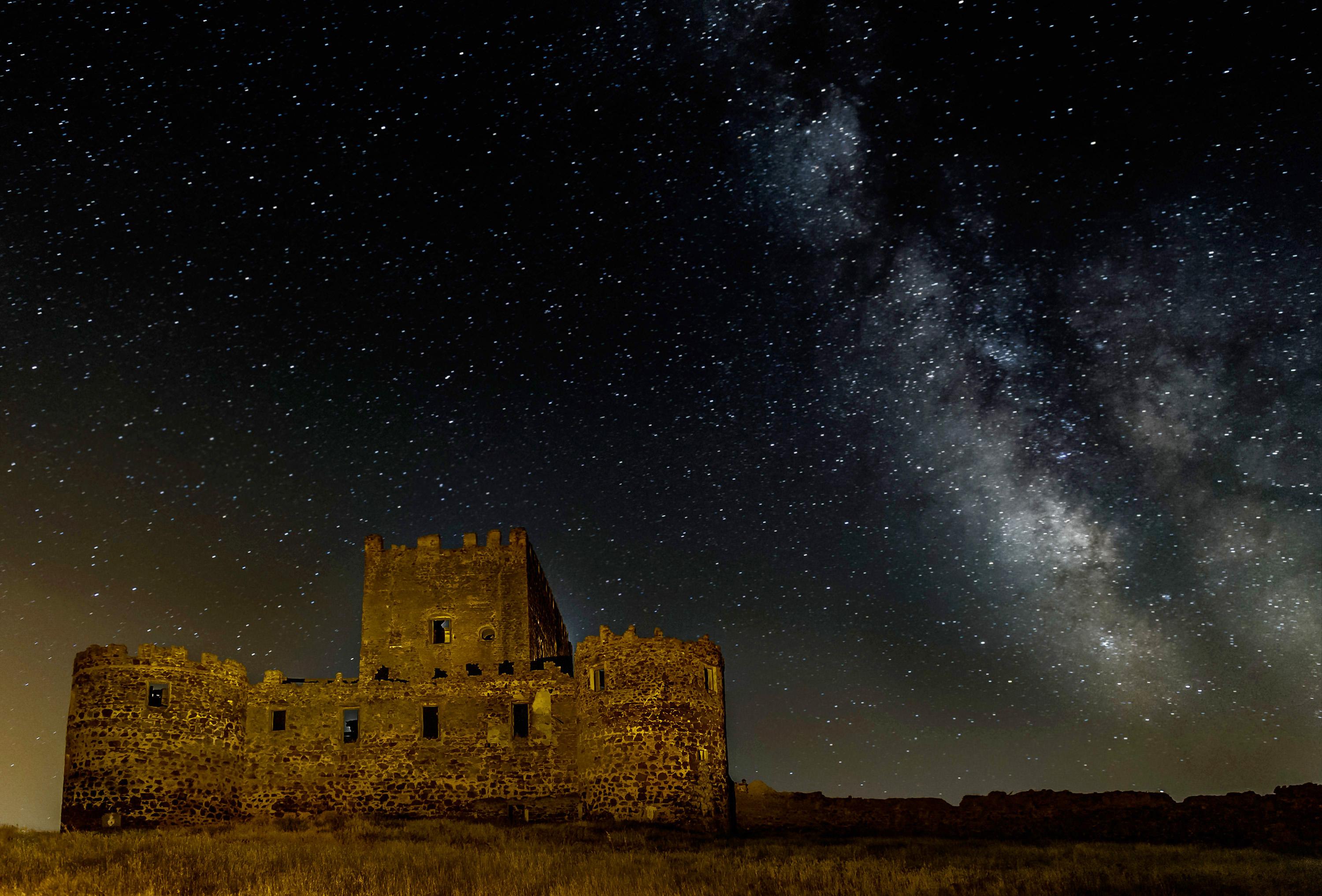 Castillo de Las Guadalerzas, por Julián Nieves Camuñas