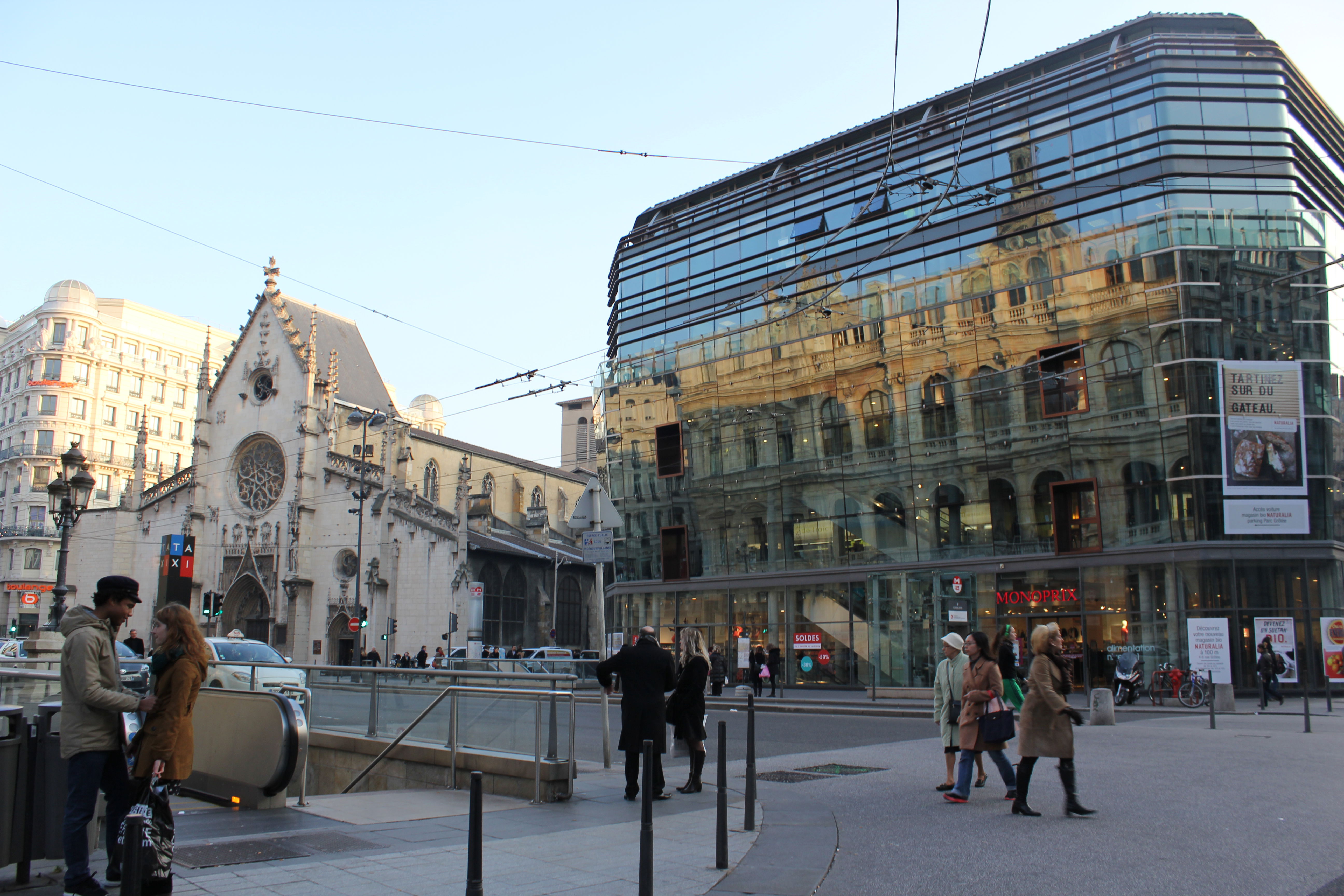 Plazas en Lyon que enamoran: descubre sus encantos y magia