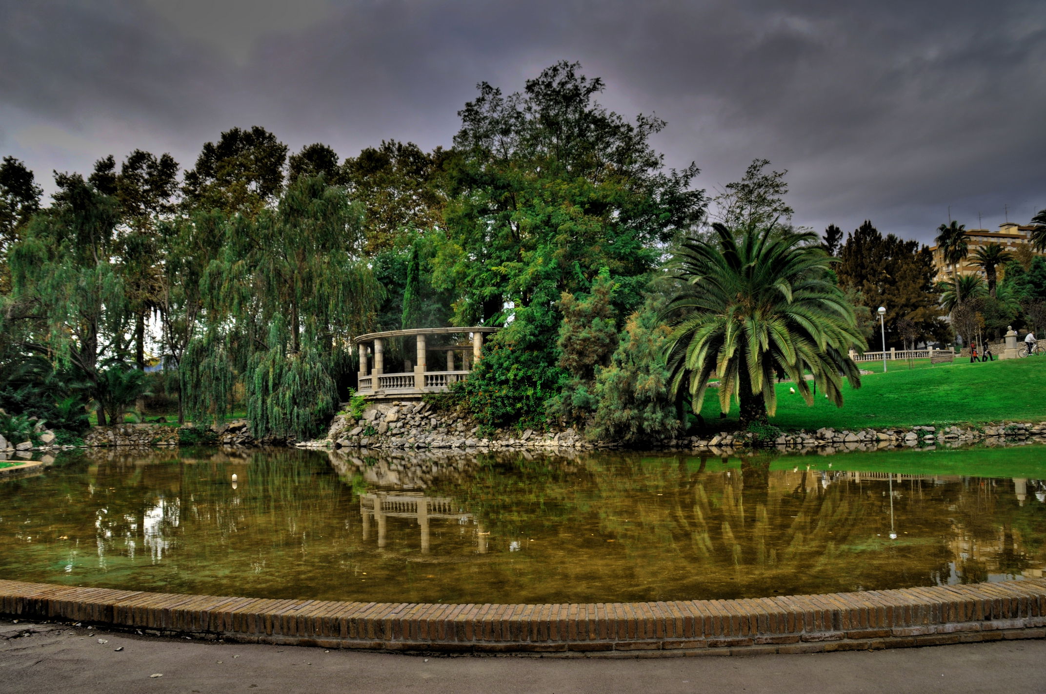 Parque de Can Mercader, por ANGEL BALMON AREVALO