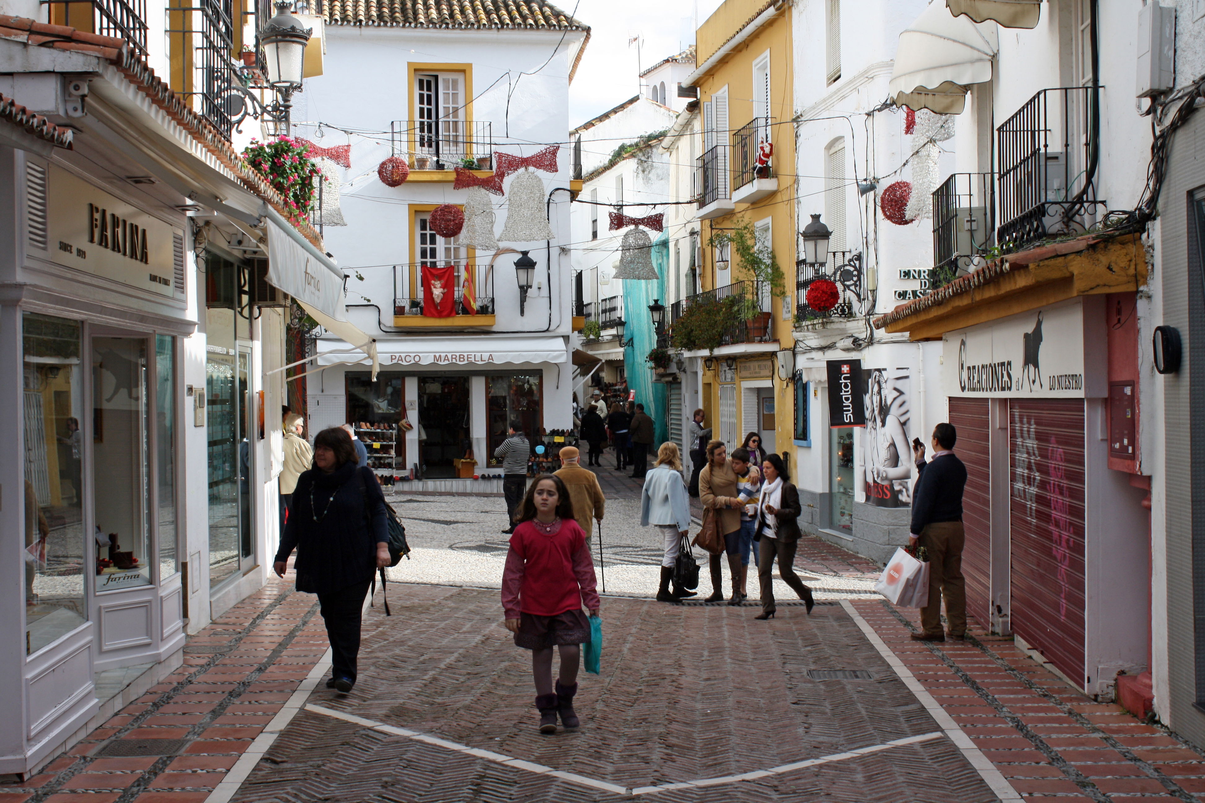 Calles de Marbella que deslumbran y cuentan historias cautivadoras