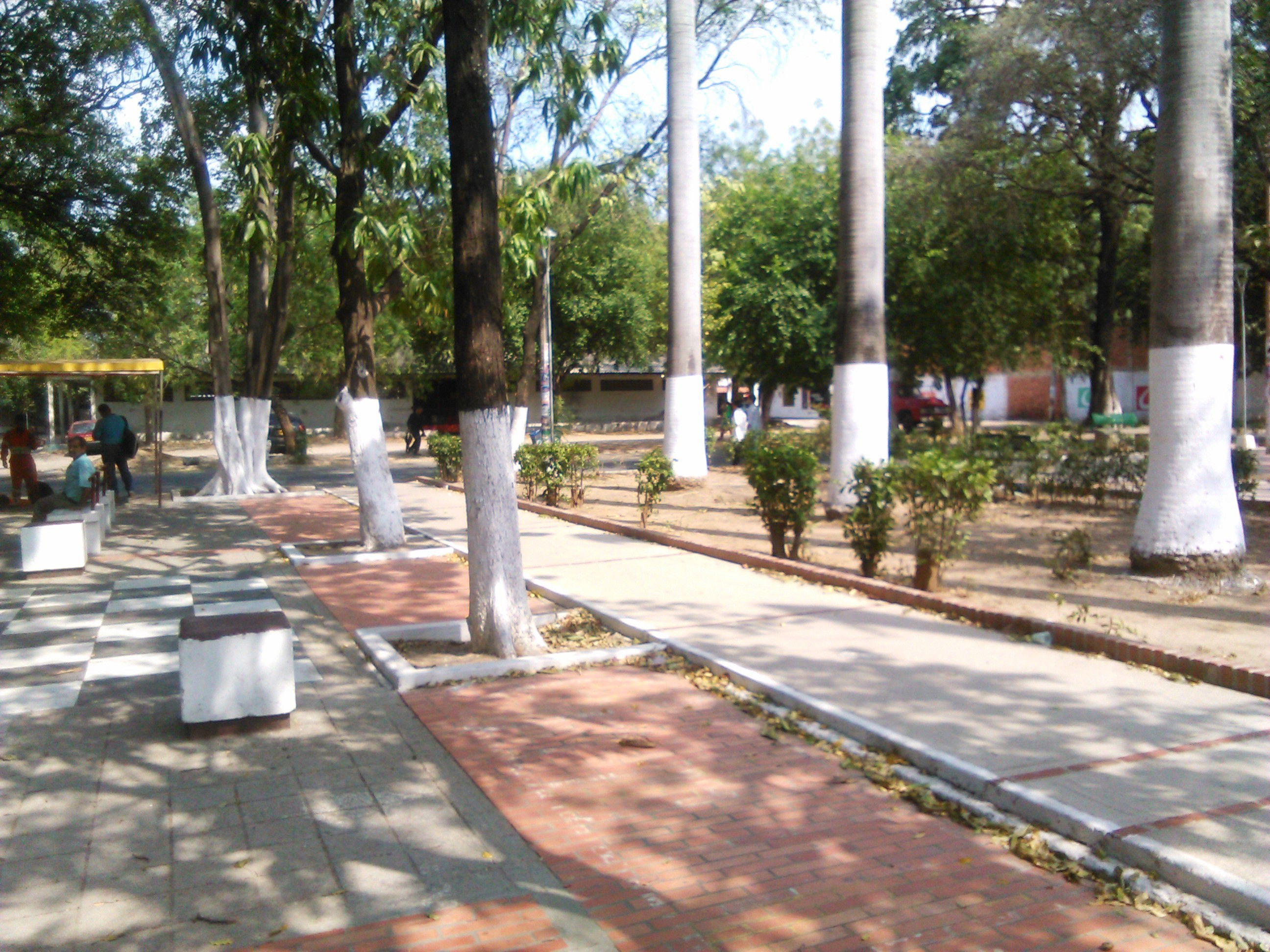 Parque Carlos Ramirez Paris, por César - Mochilero