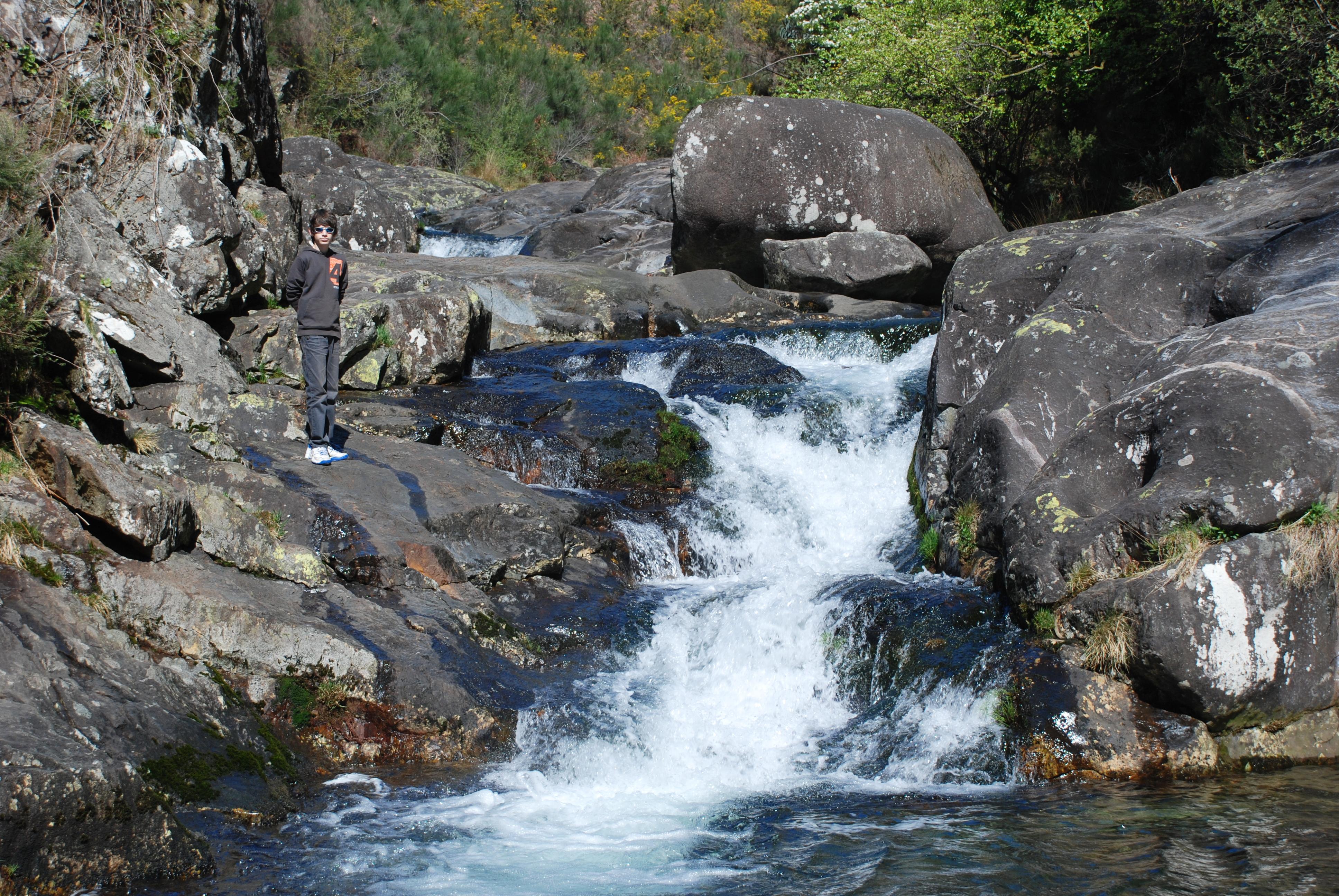 Rio Pedras, por Grancalili