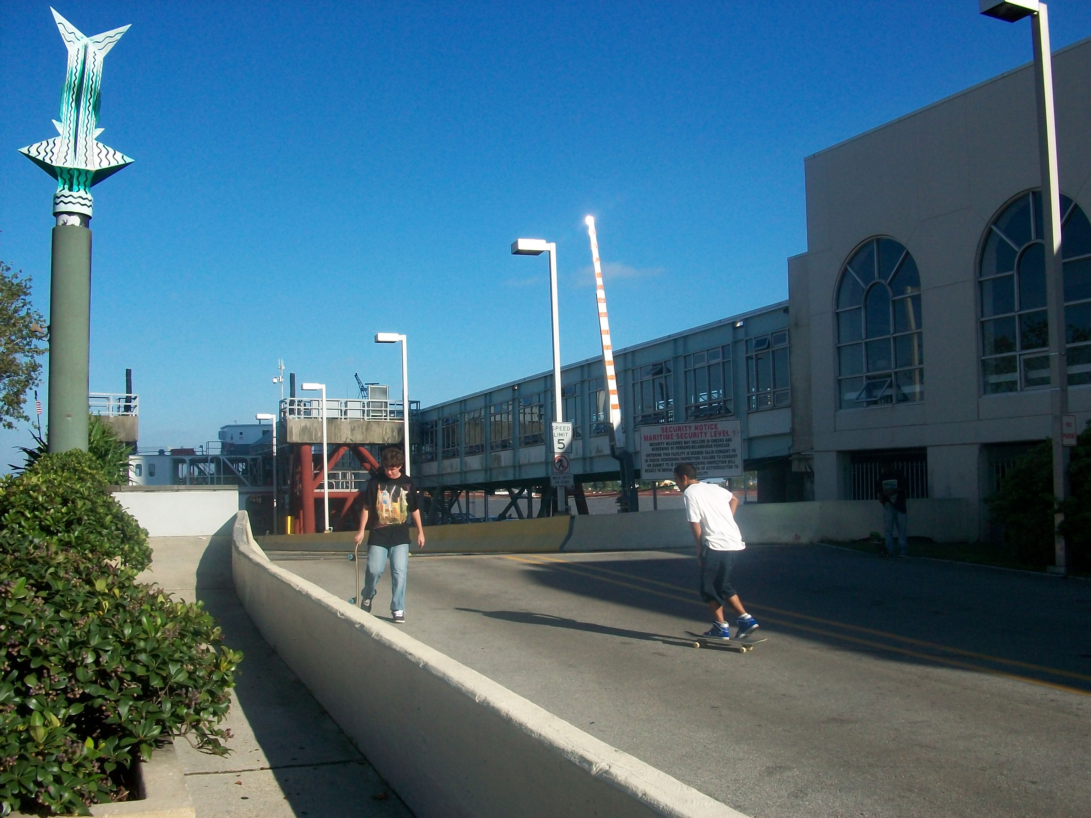 Algiers Point, por Coline