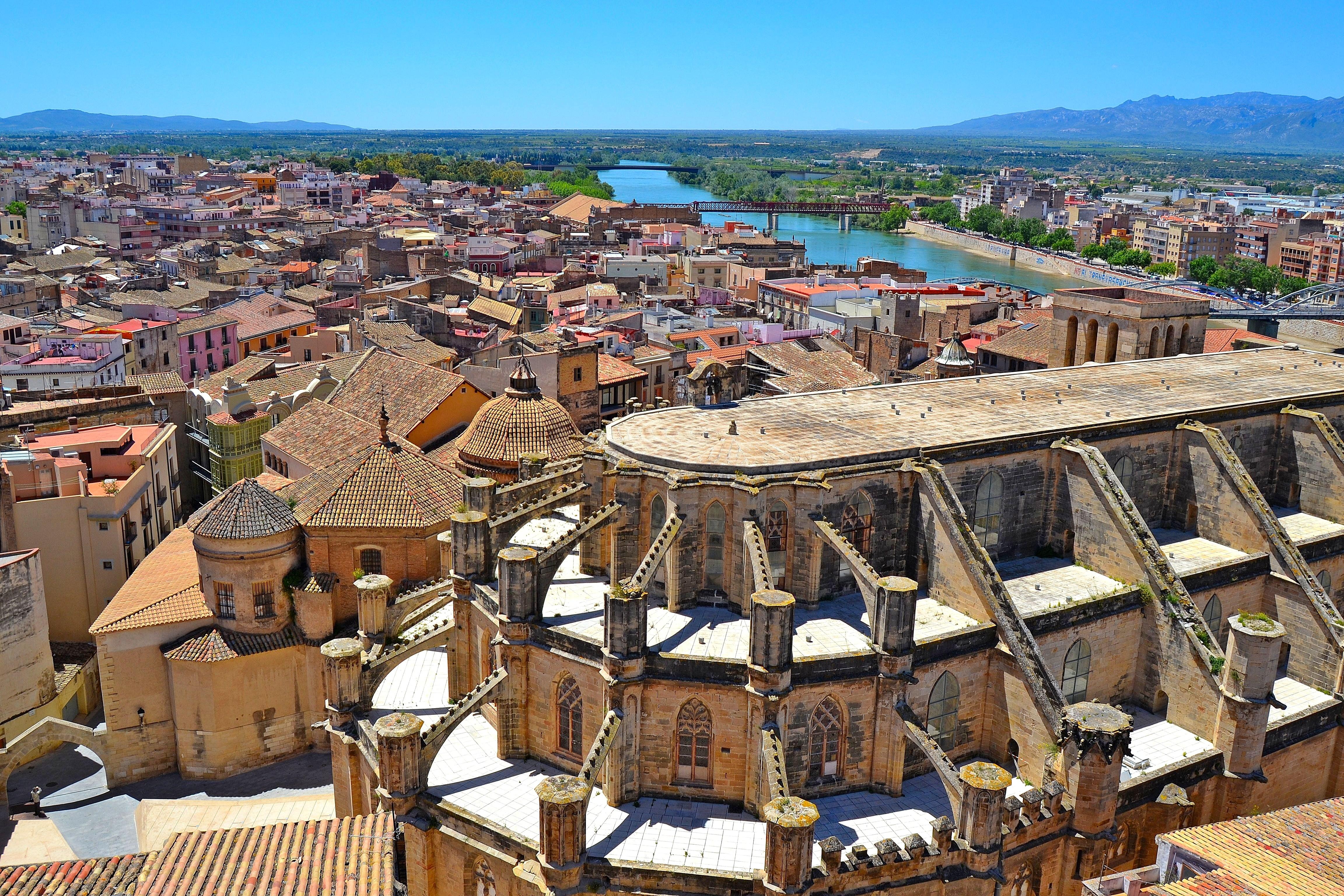 Tortosa, por Dina hrk