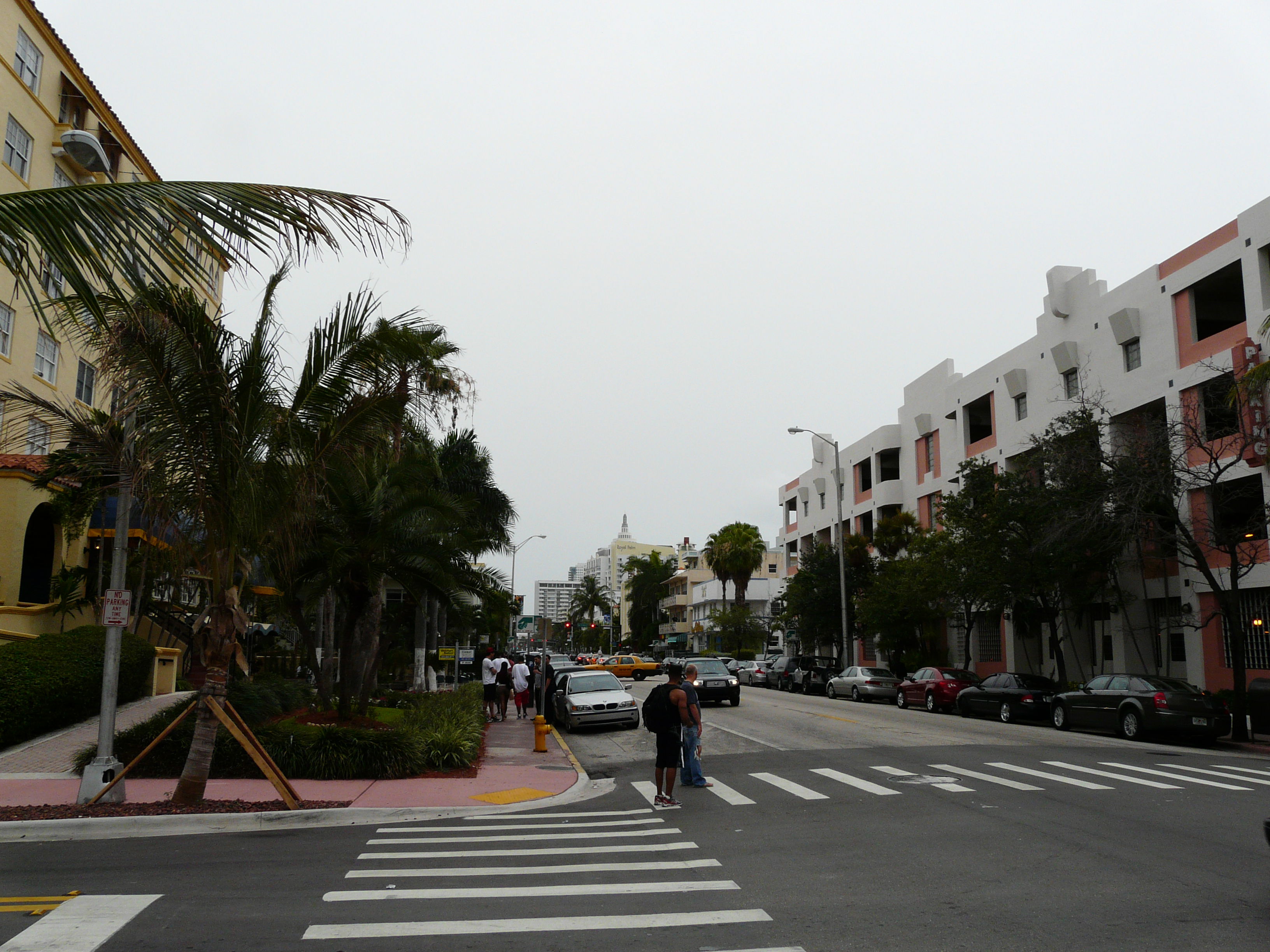 Collins Avenue, por Pedro Jareño