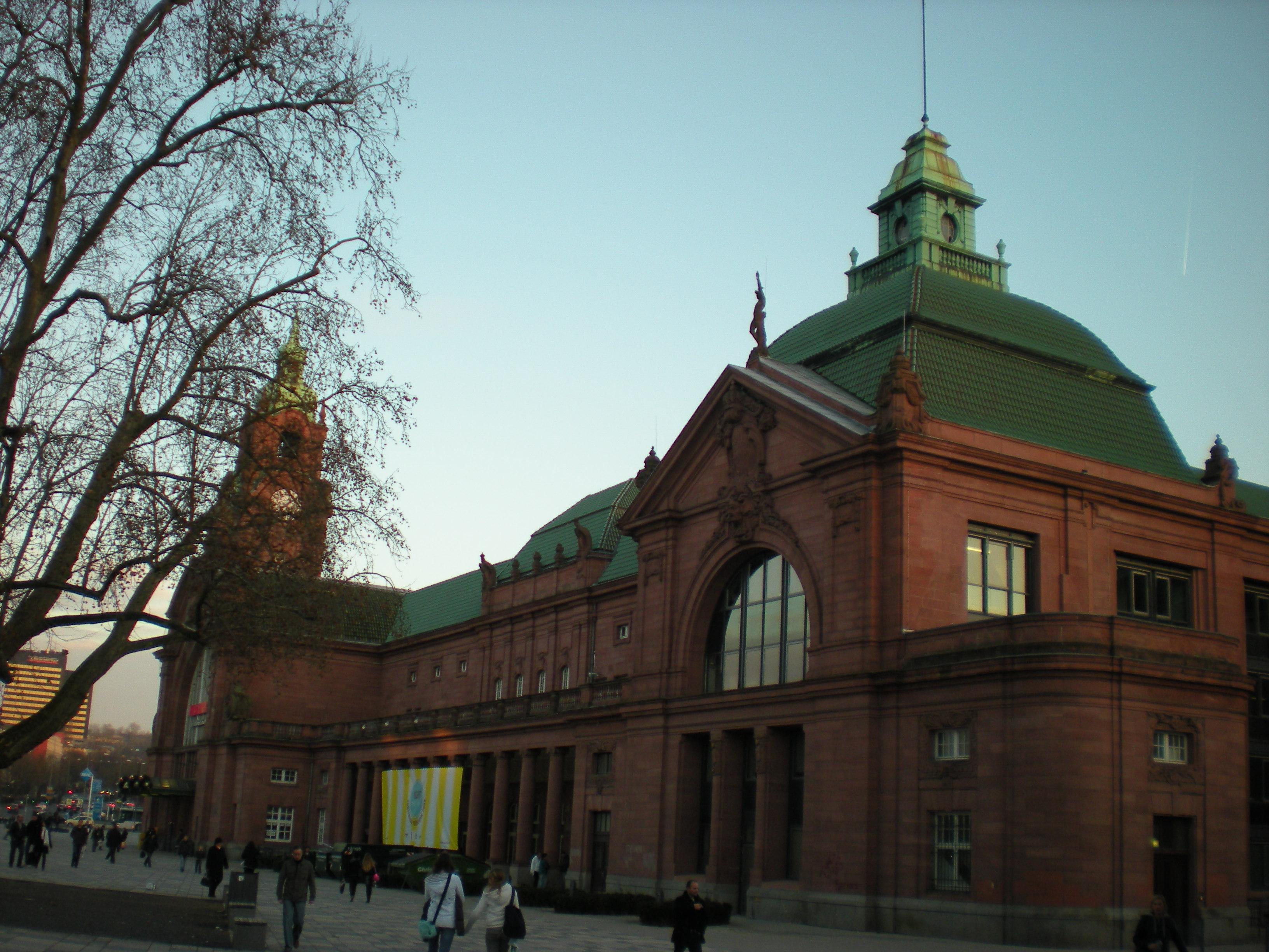 Wiesbaden Hauptbahnhof, por Natalia Perazzo