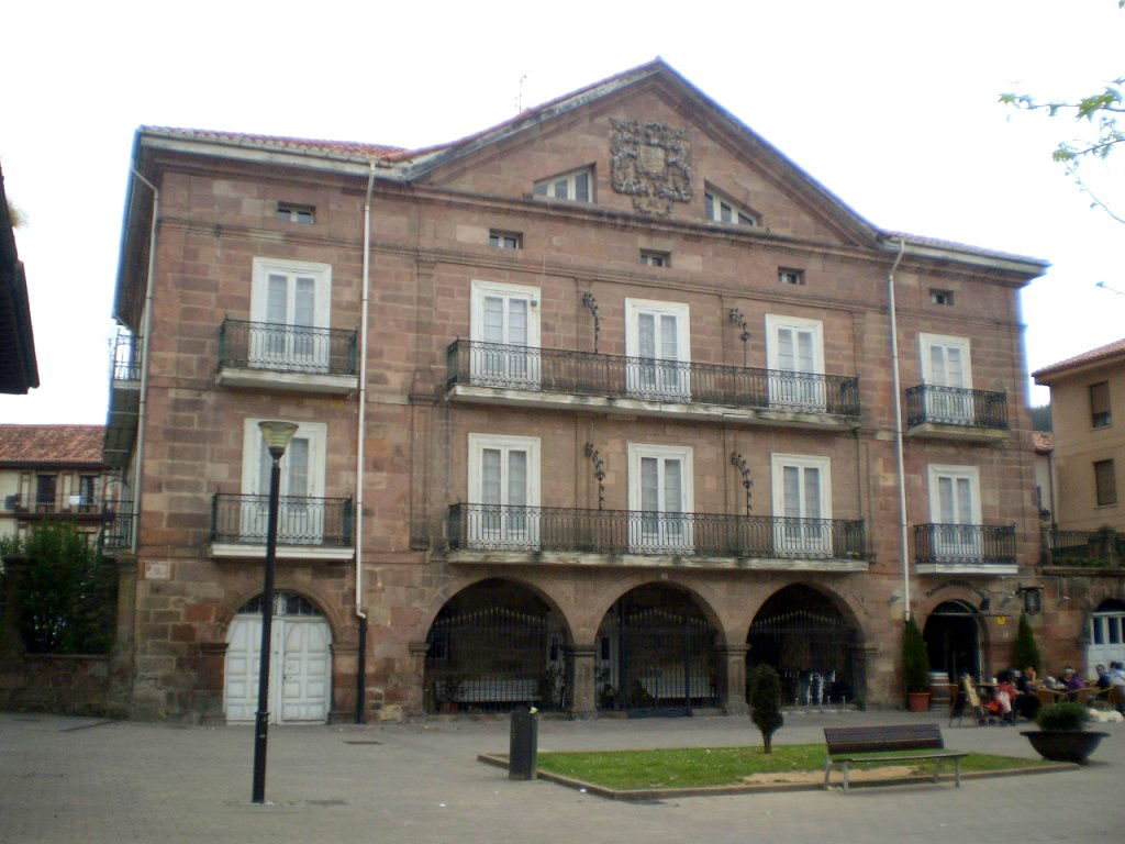 Palacio de La Bodega, por Lala