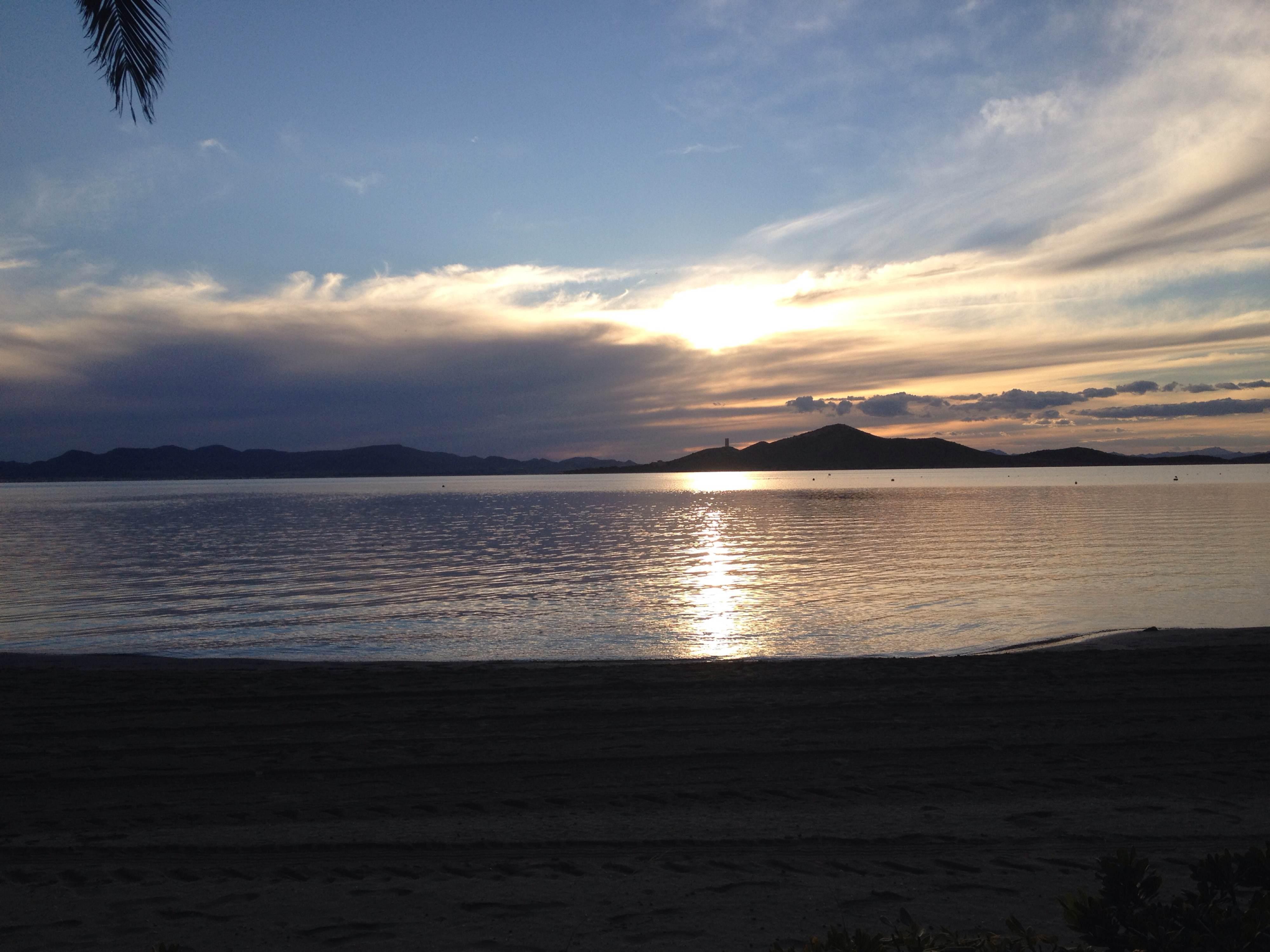 Playas en San Javier: descubre rincones idílicos y paradisíacos