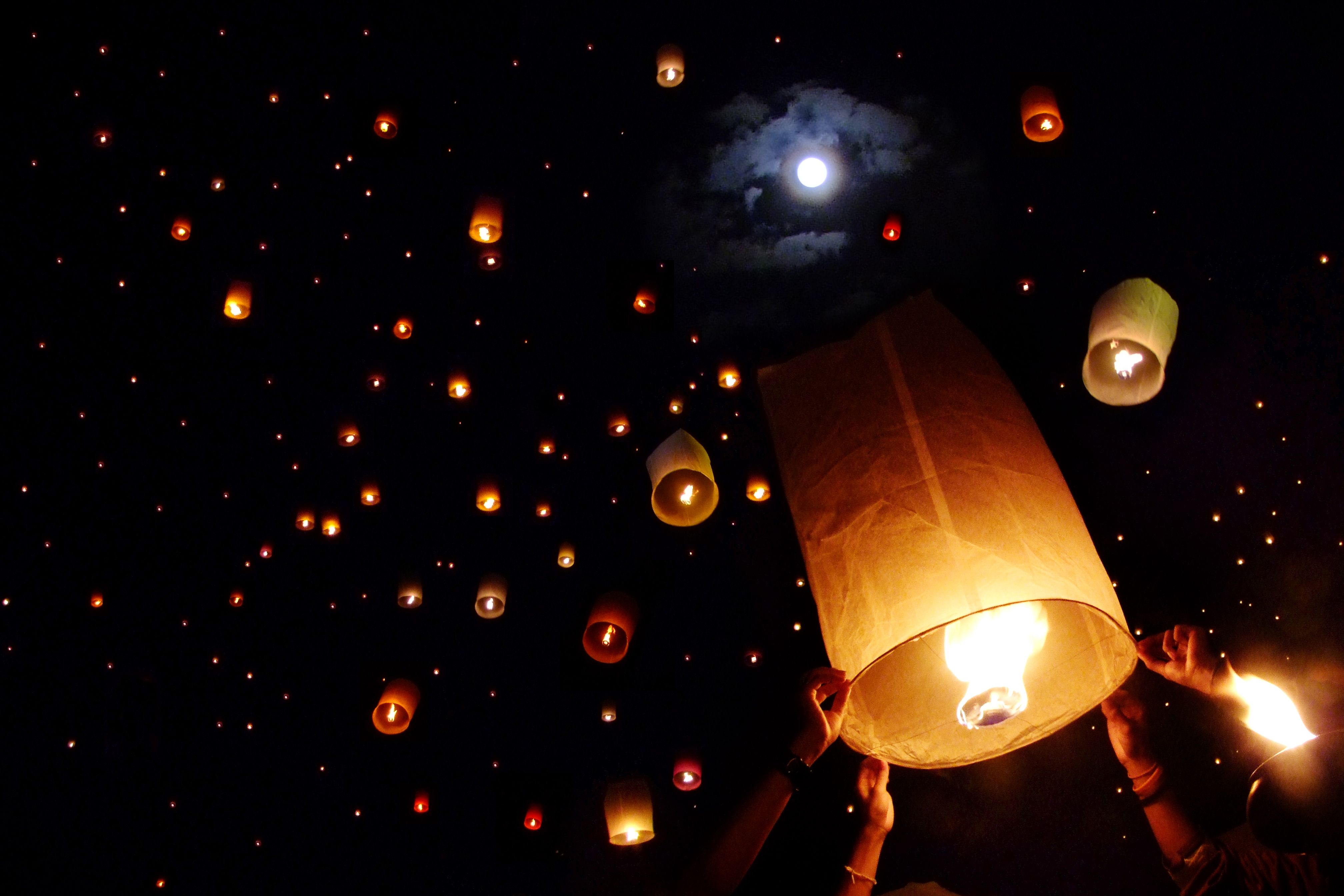 Festival Loy Krathong, por jonas Demblon